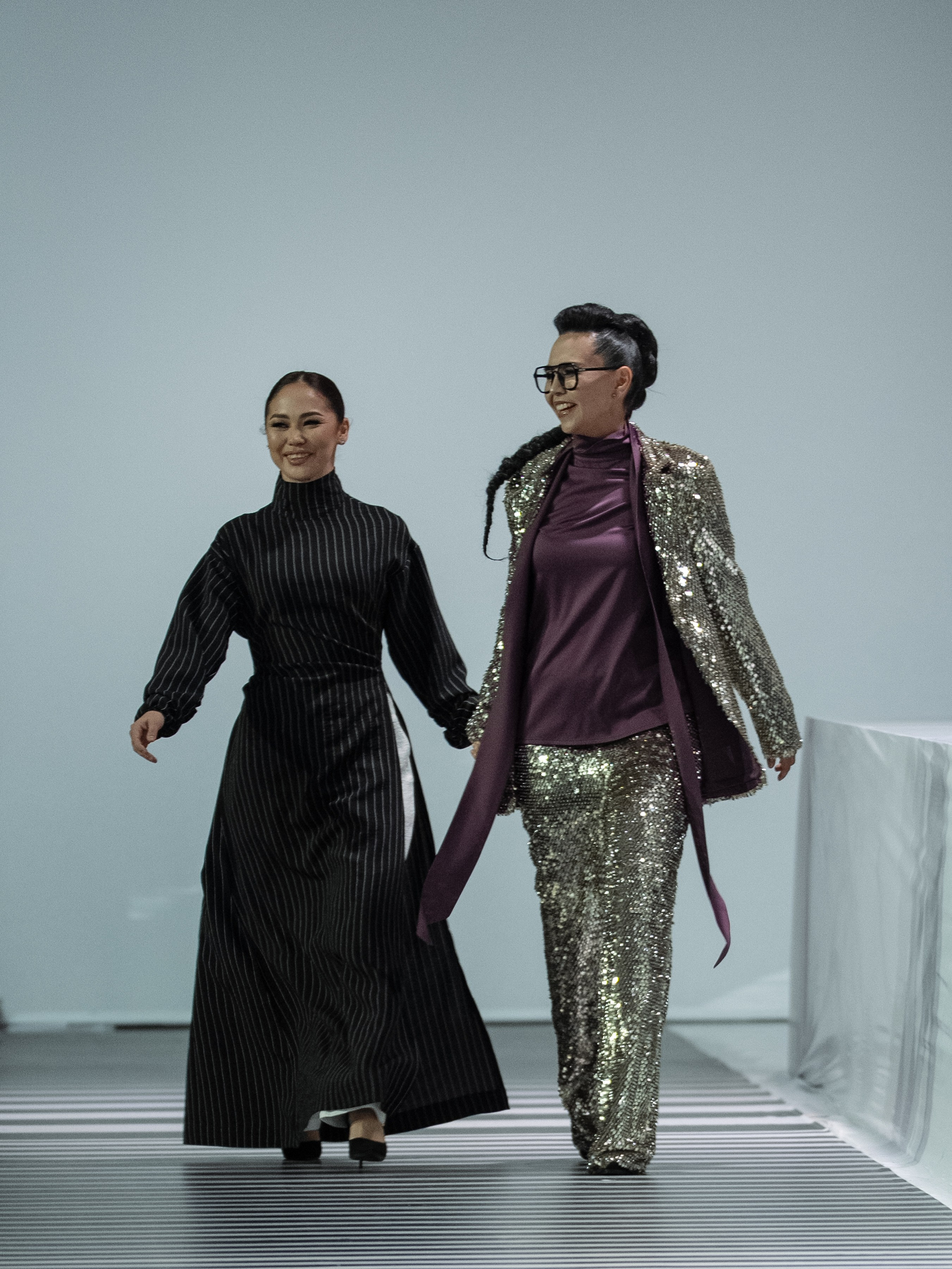 Designer LEILA KHANUM. Сайт Алматинского НЮ АРТ, будуар и фэшн фотографа Дениса Карпенко