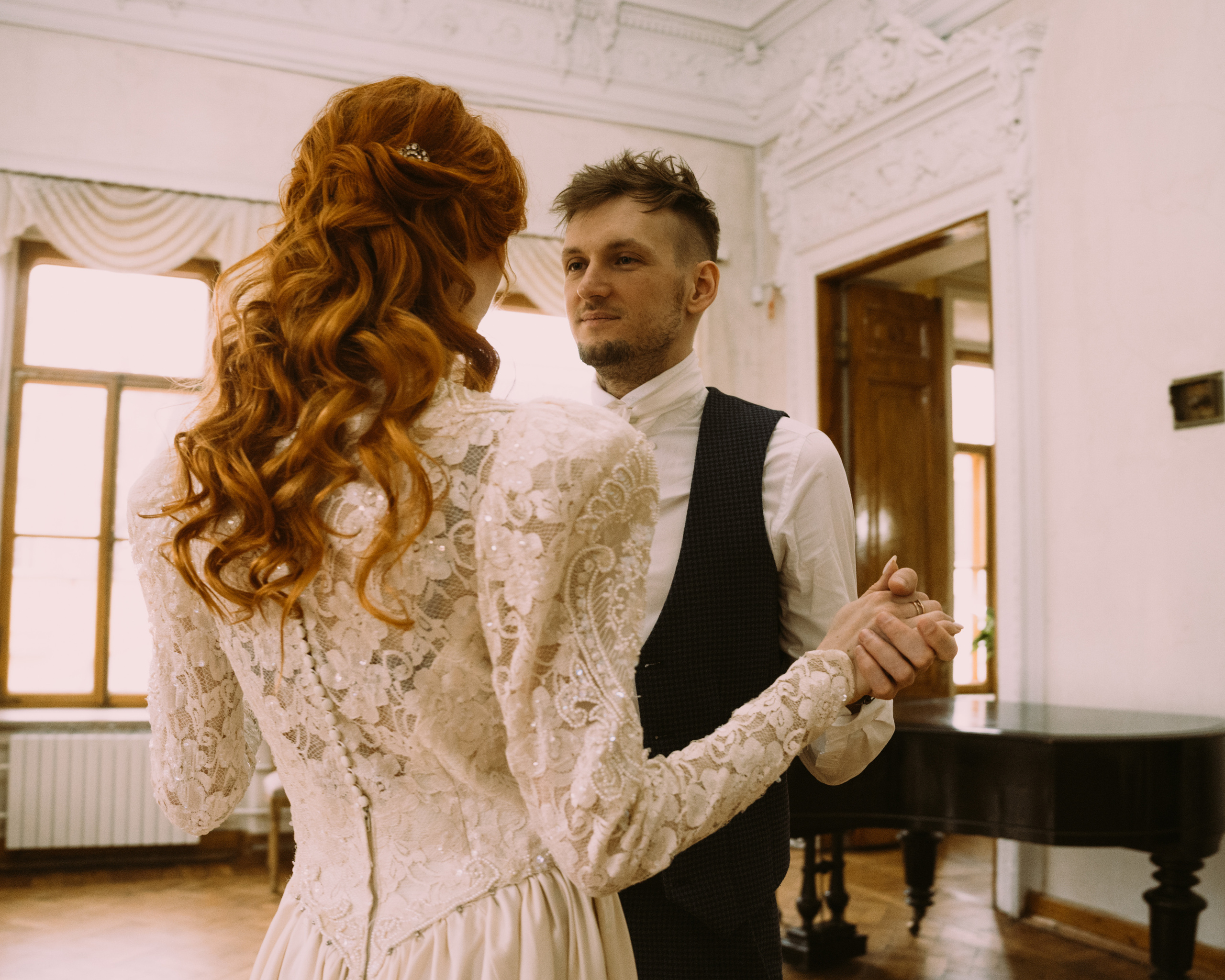 Свадебная фотосессия в дворцовом стиле