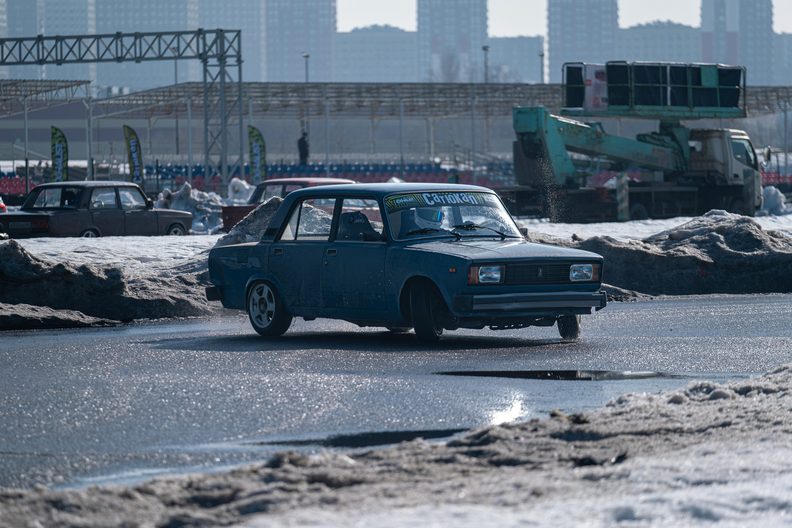 Спортивная автомобильная съемка. Malenkyia