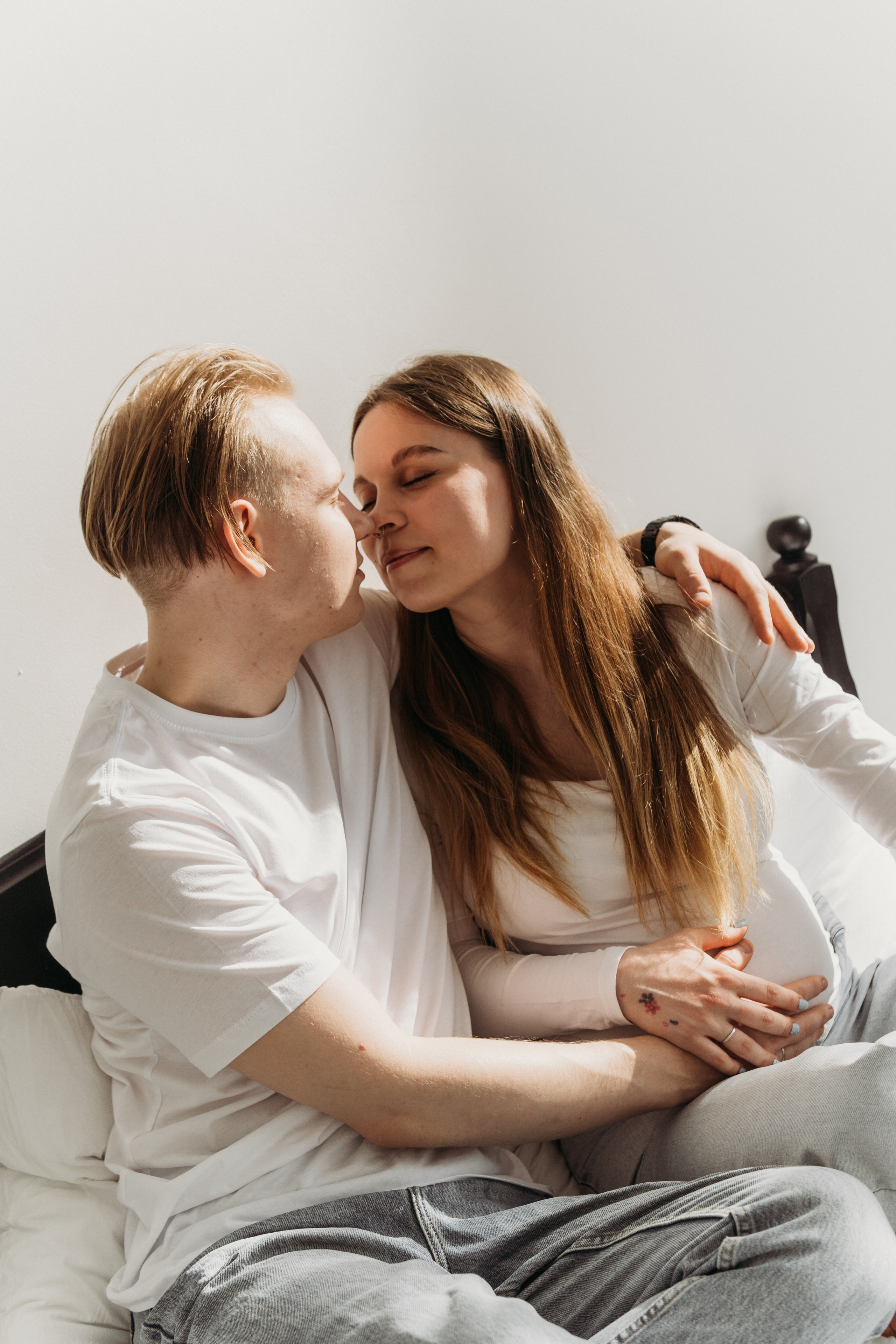 Maksim & Viktorya. Я — Алёна и я фотографирую красиво (е)