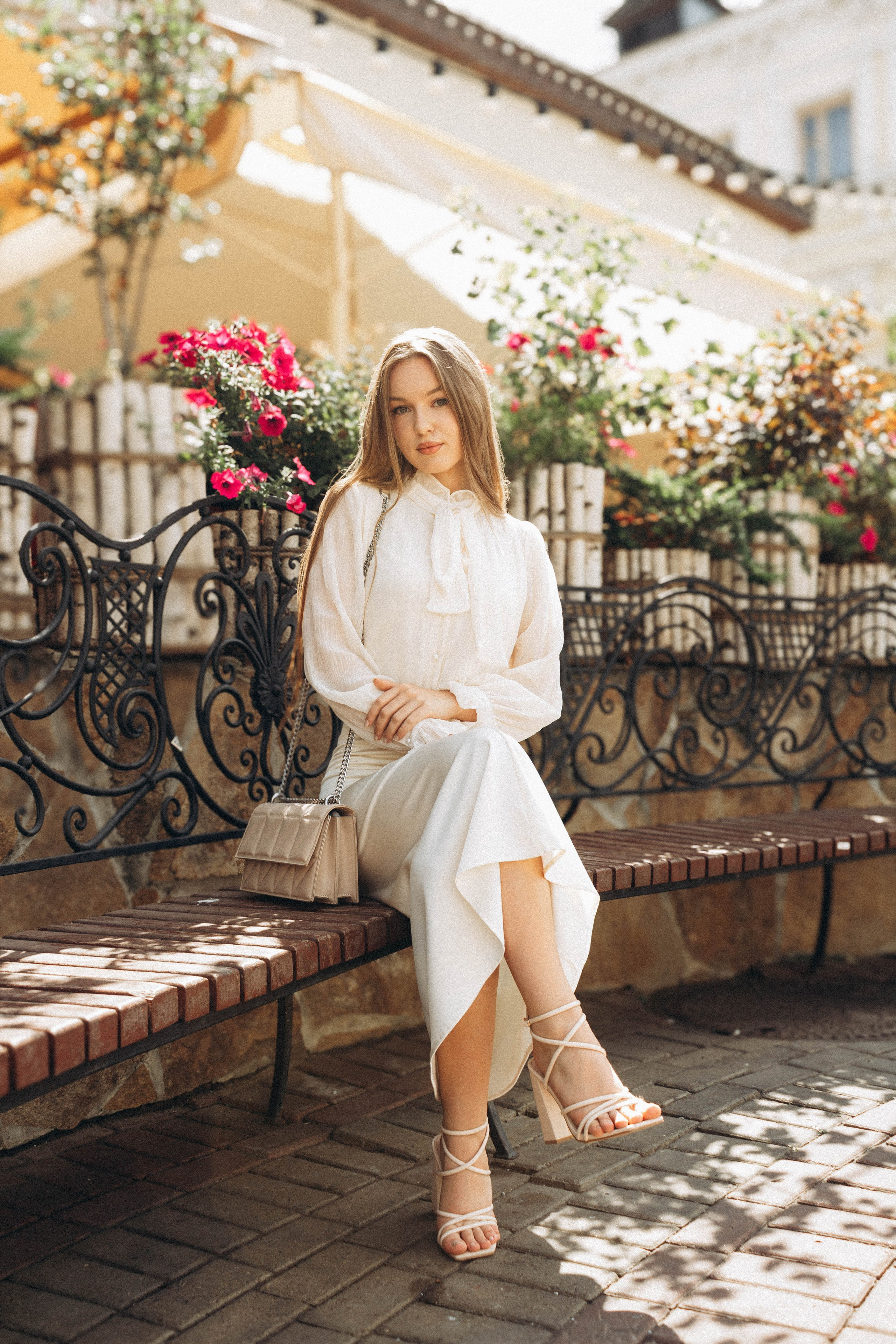Sofiya. Я — Алёна и я фотографирую красиво (е)