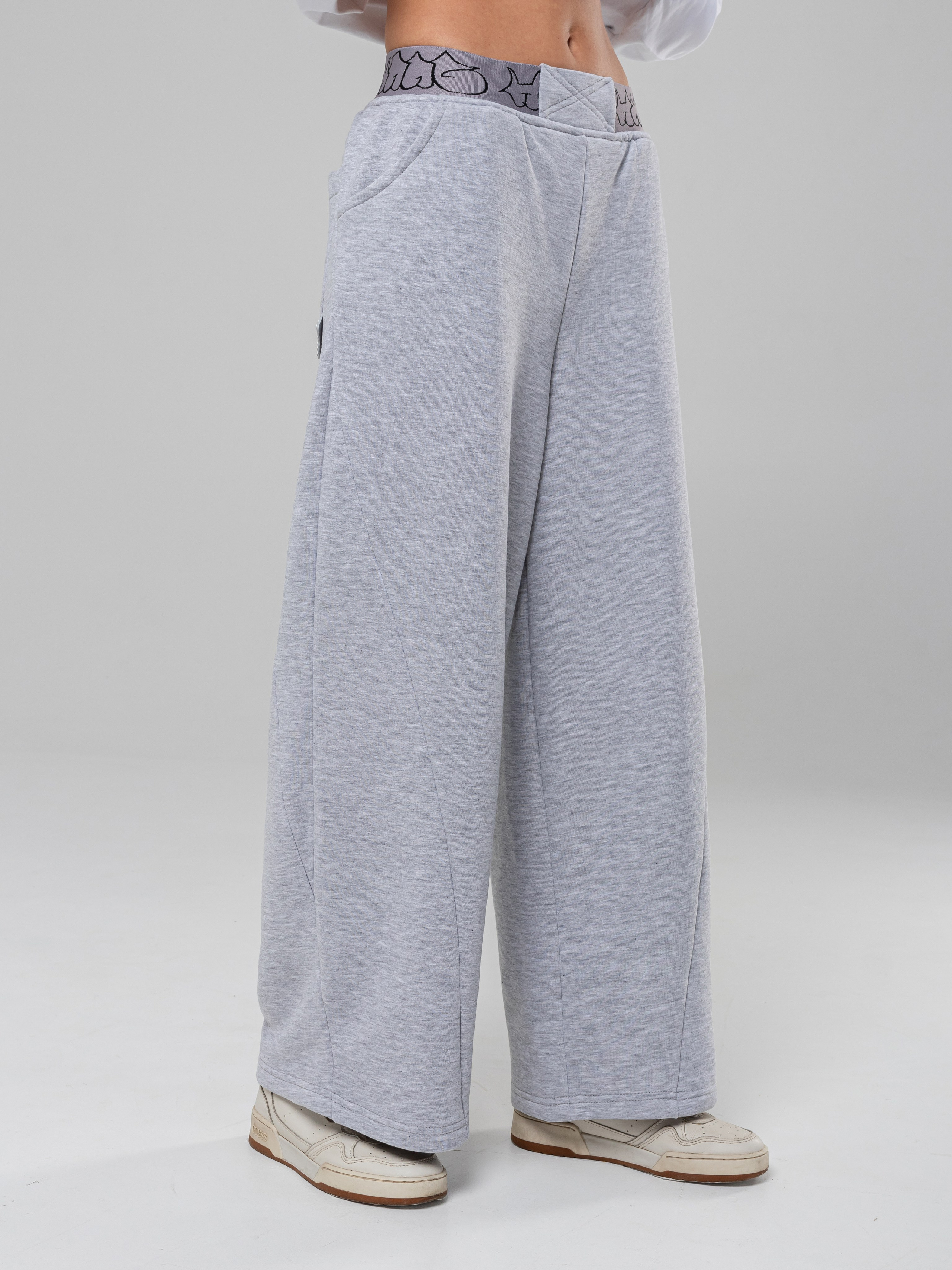 Худи и штаны. Фотограф в Краснодаре Арина Кудряшова