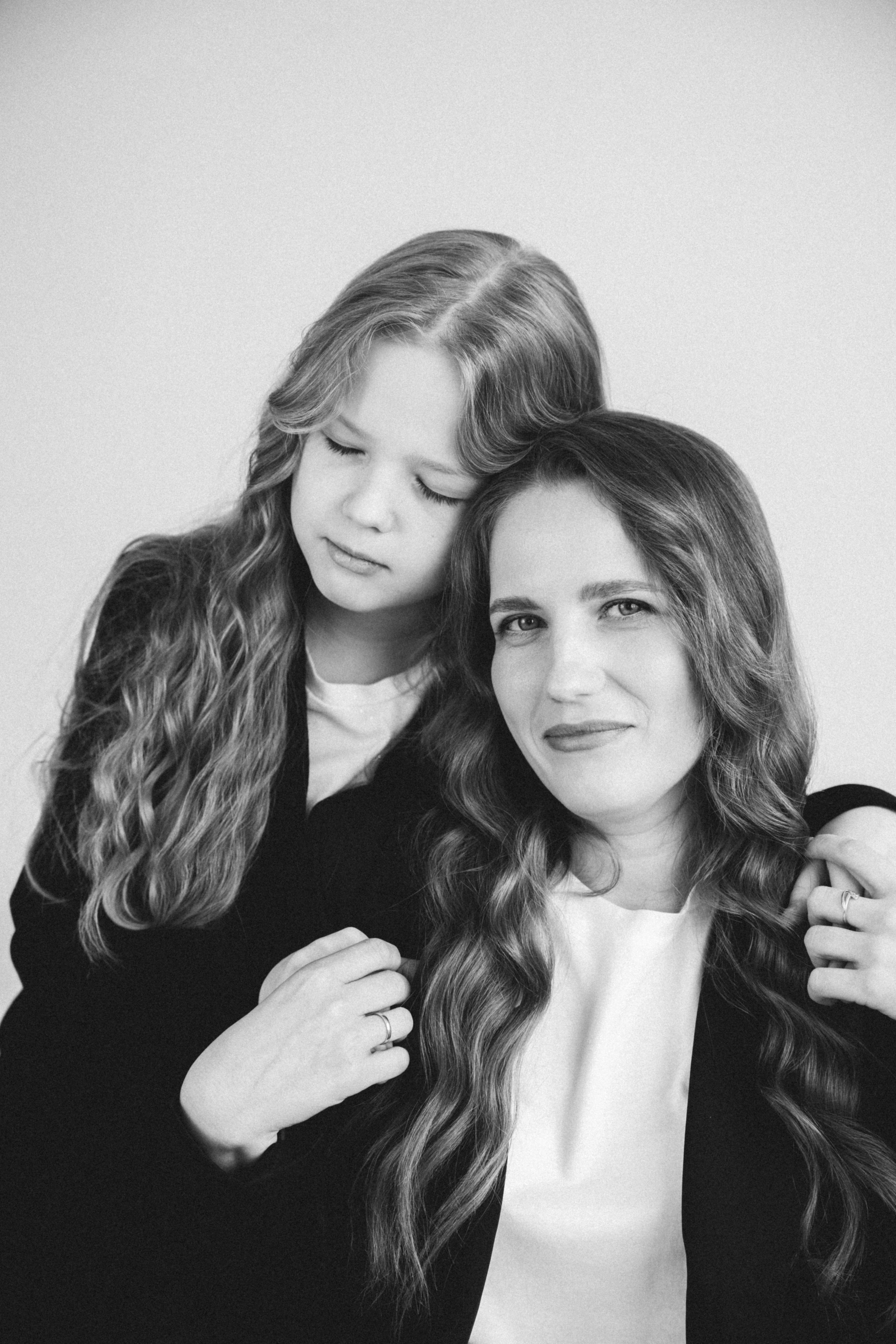 Мама и дочь и никого нет ближе нас