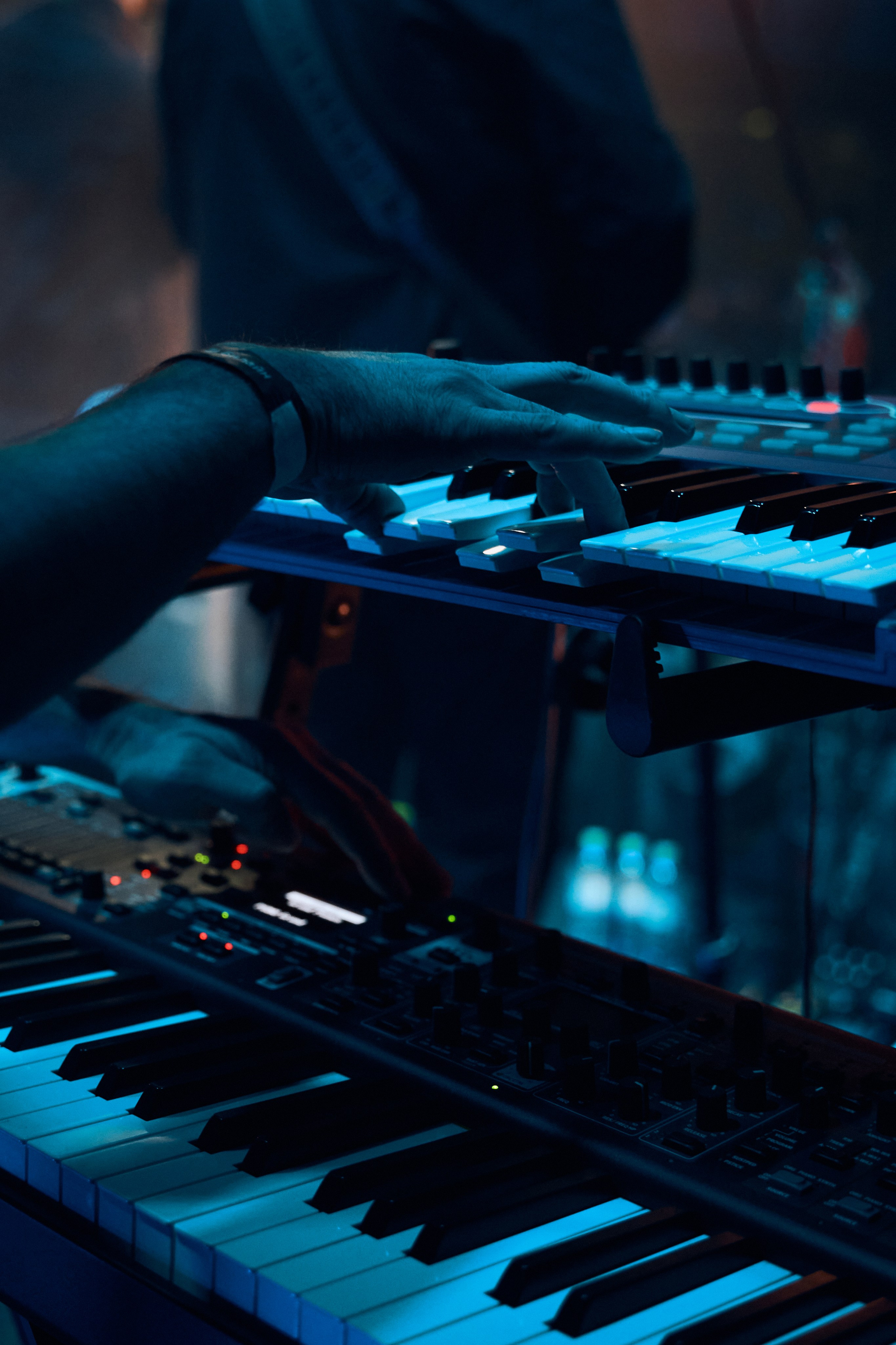 Sula Fray. Главная