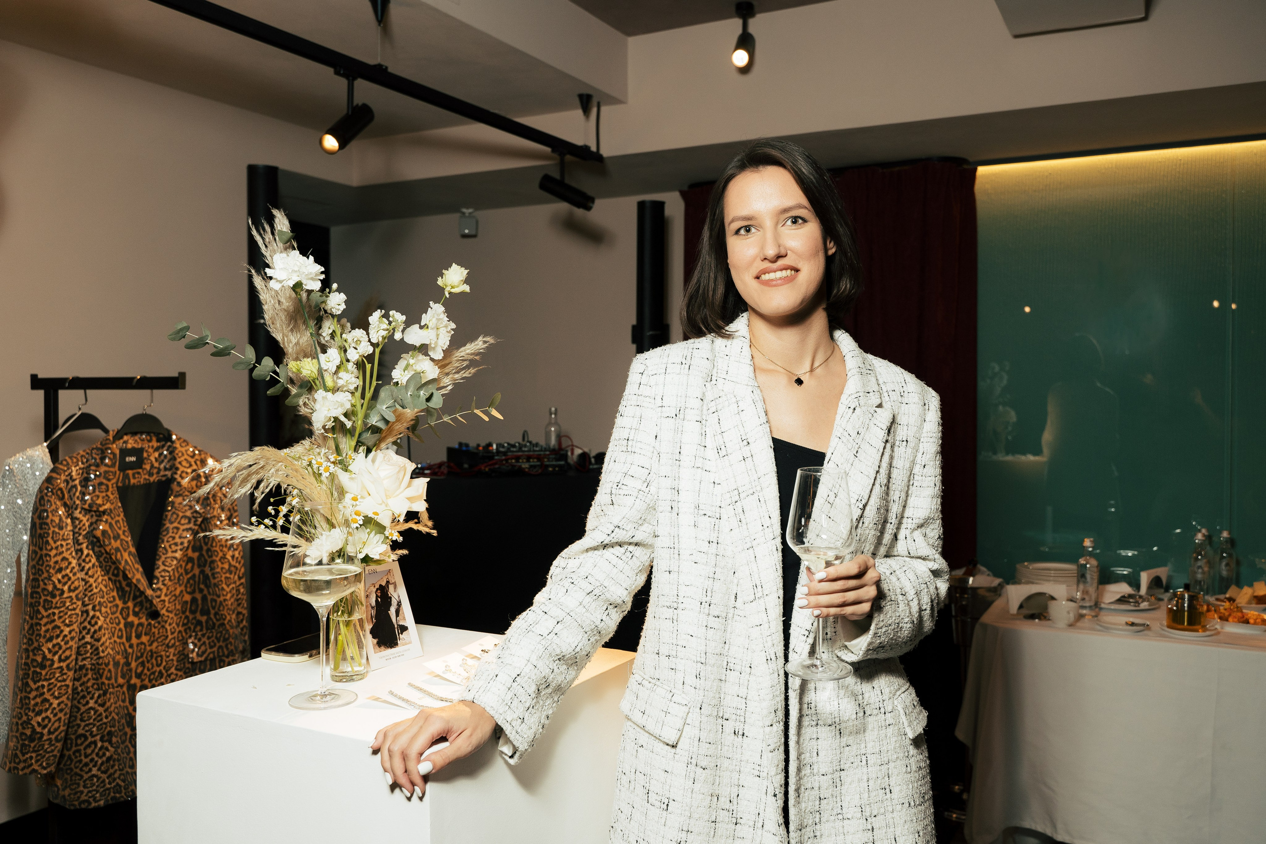 Презентация вечерней коллекции Pleiades by ENN. Профессиональный фотограф и оператор в Москве — Максим Проценко