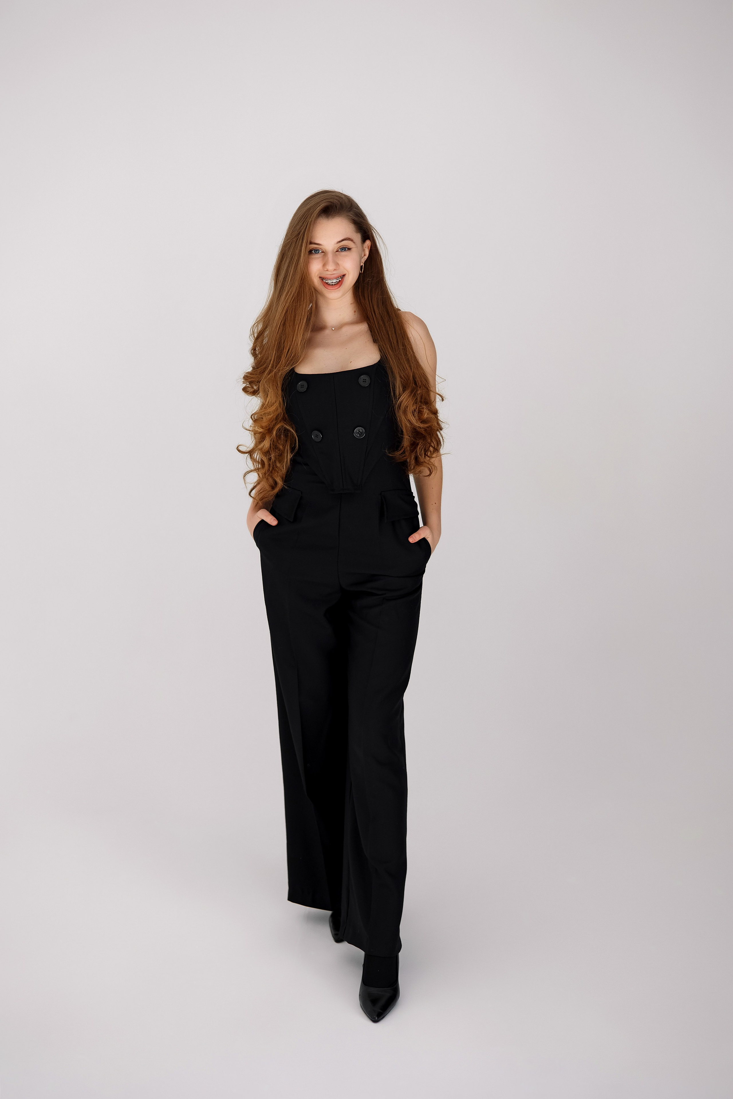 11 класс съемка на циклораме. Фотограф Любовь Корниенко, Примоский край