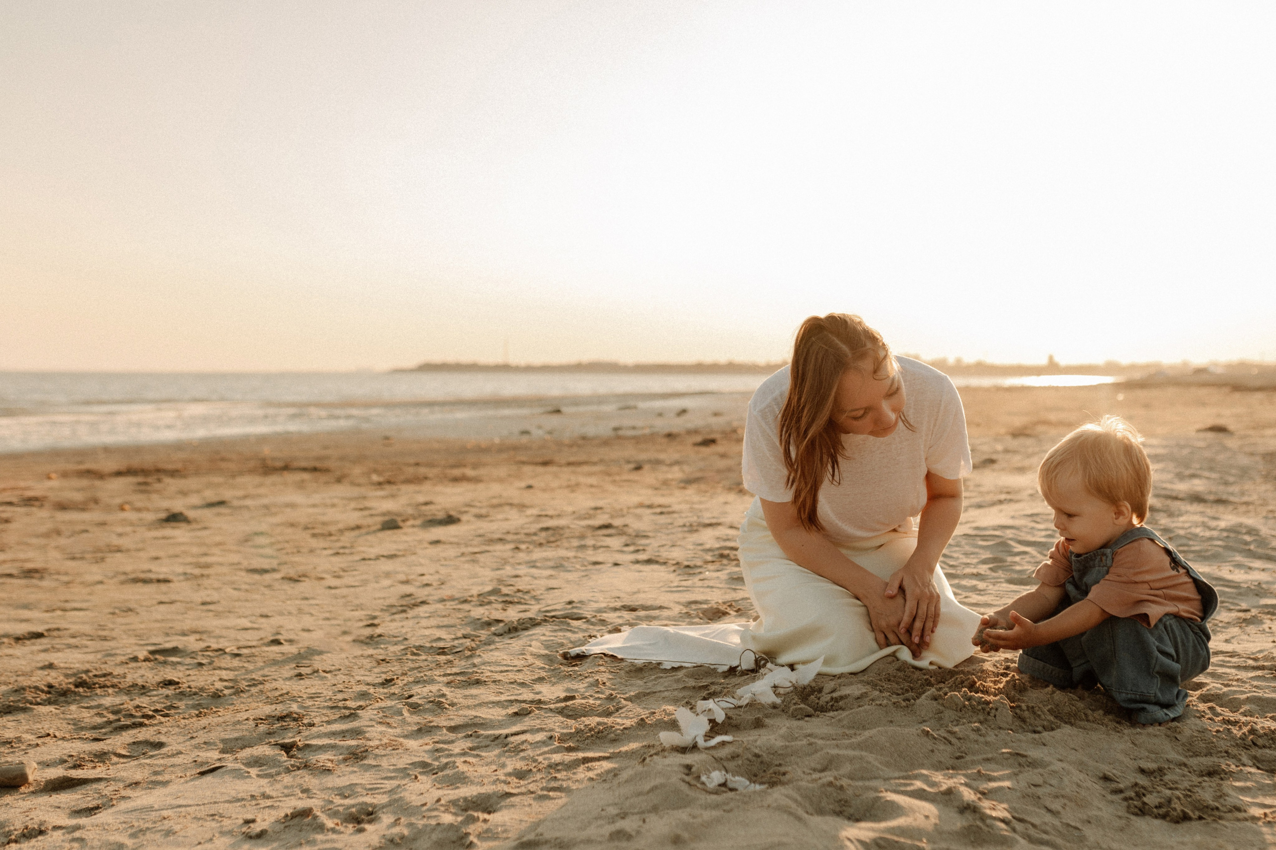 Трое у реки, не считая фотографа. Семейный фотограф в Краснодаре Яна Морева