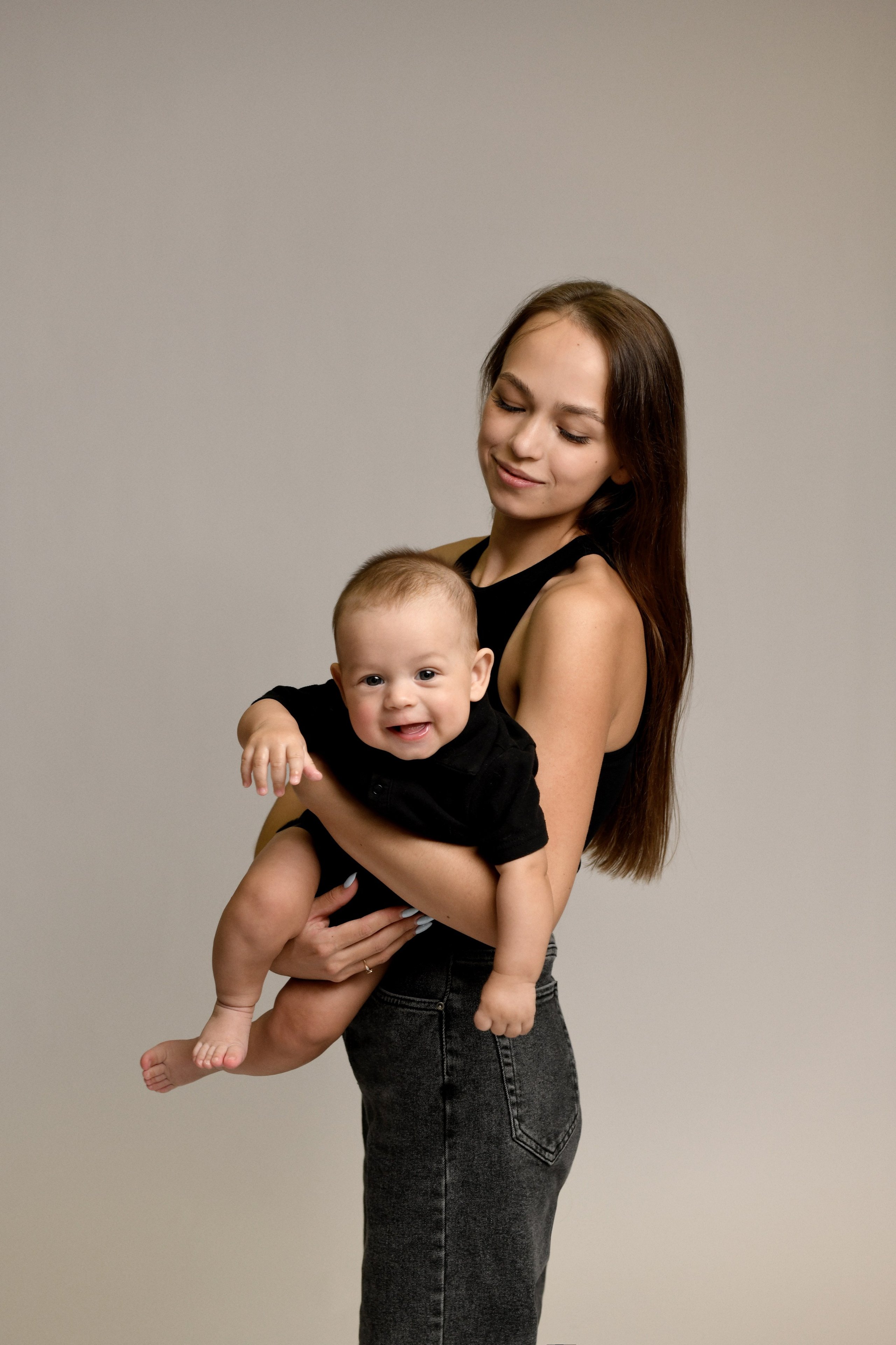 Мама и малыш. Фотограф новорожденных, беременных и детей до года Татьяна Николаева В