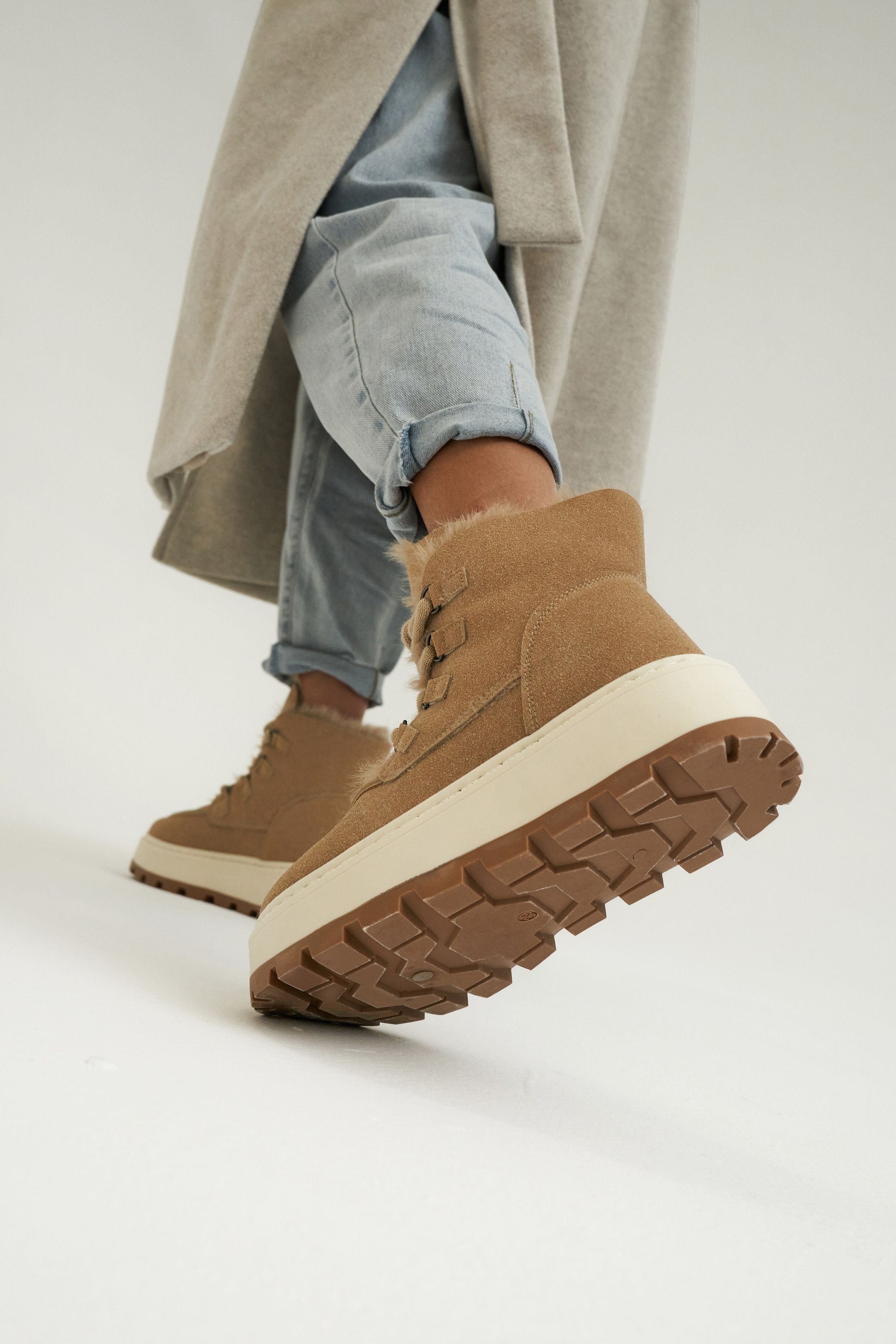 Обувь на модели + предметно. Фотограф Валерий Федяев | vallerzu