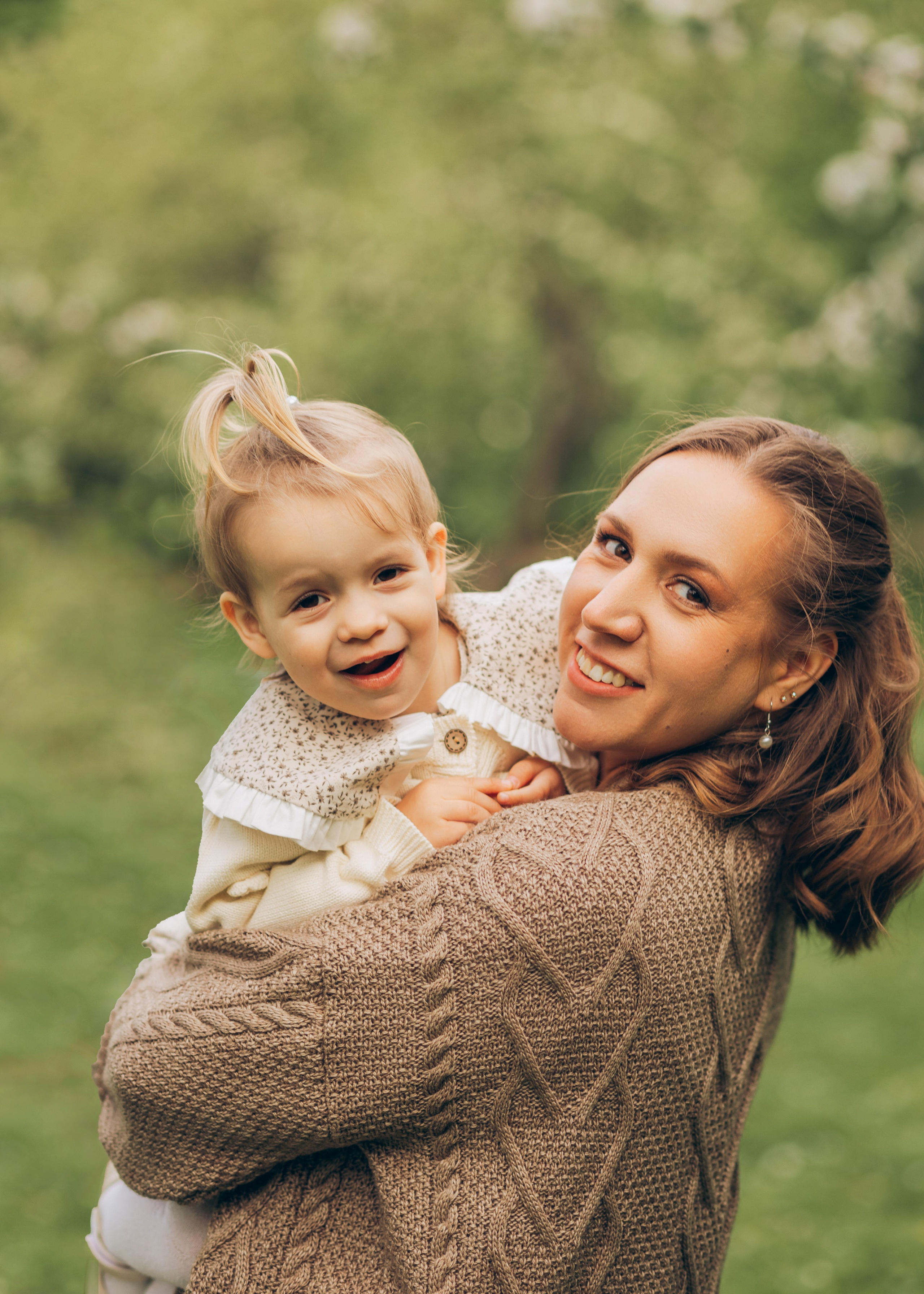 Надежда, Руслан, Ксюша и Настя. Семейный фотограф В Москве Александра Дейкун