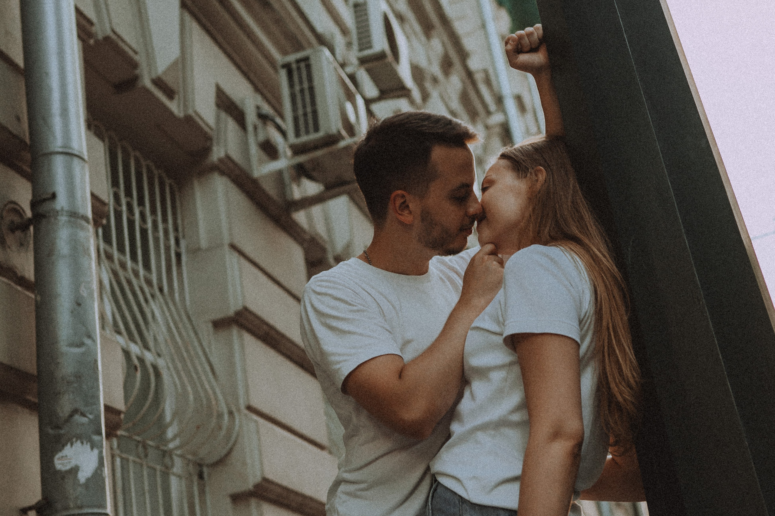 Двое в центре города. Семейный и свадебный фотограф в Москве Оксана Гапеева