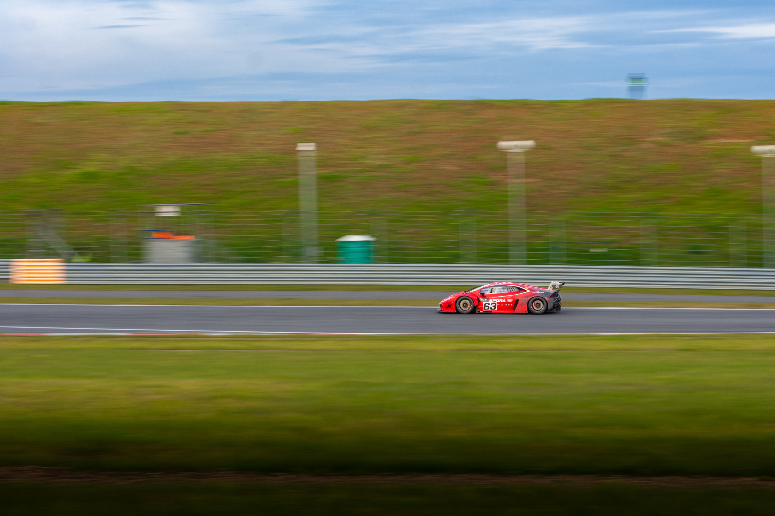 MRW — REC — 04.10.2025. AlexFecto — галереи фотографий