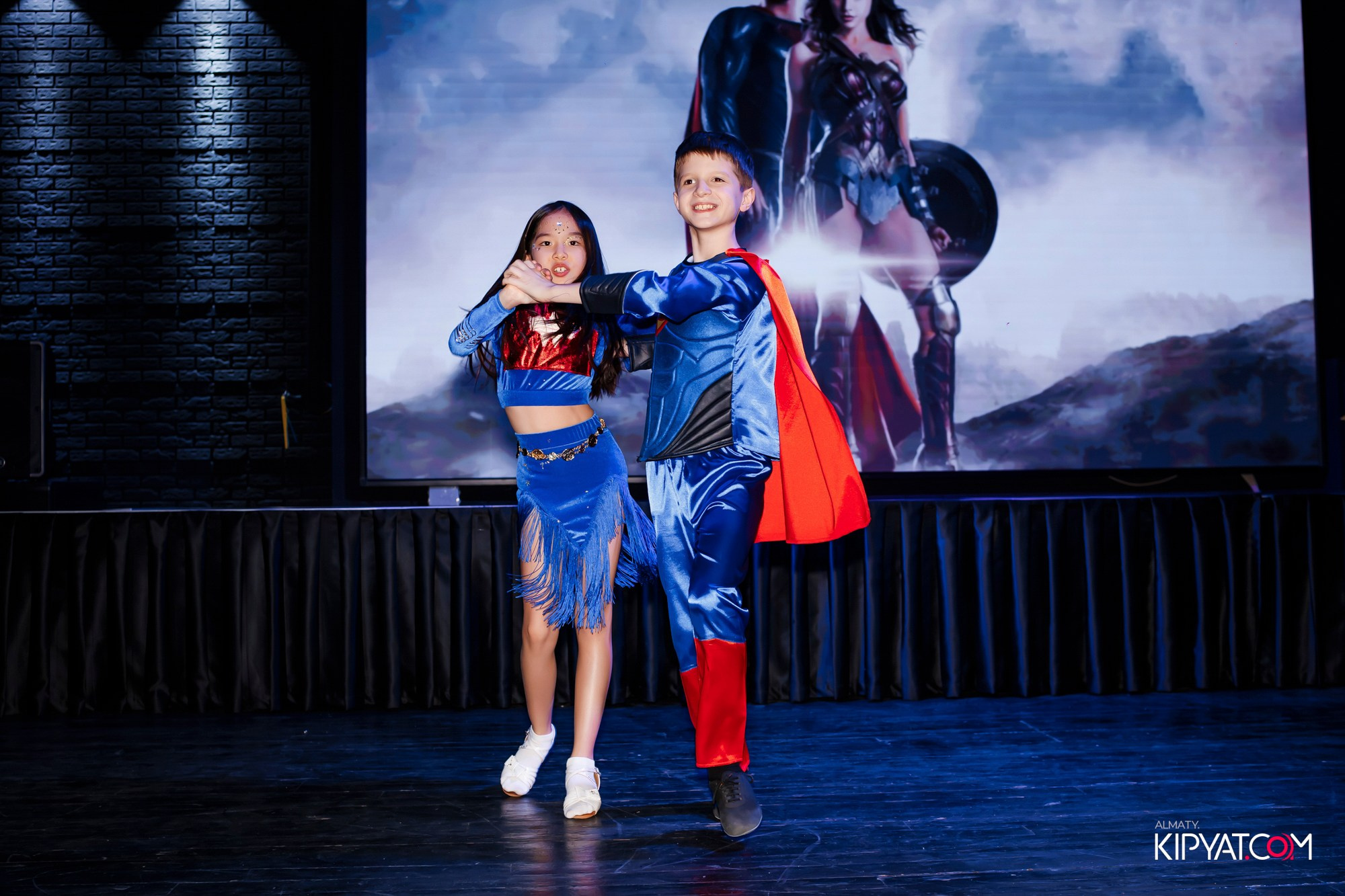 НОВОГОДНИЙ КОНЦЕРТ ШКОЛЫ ТАНЦА TOP DANCE. КИПЯТКОМ АЛМАТЫ! Фотосъемка мероприятий в Алматы