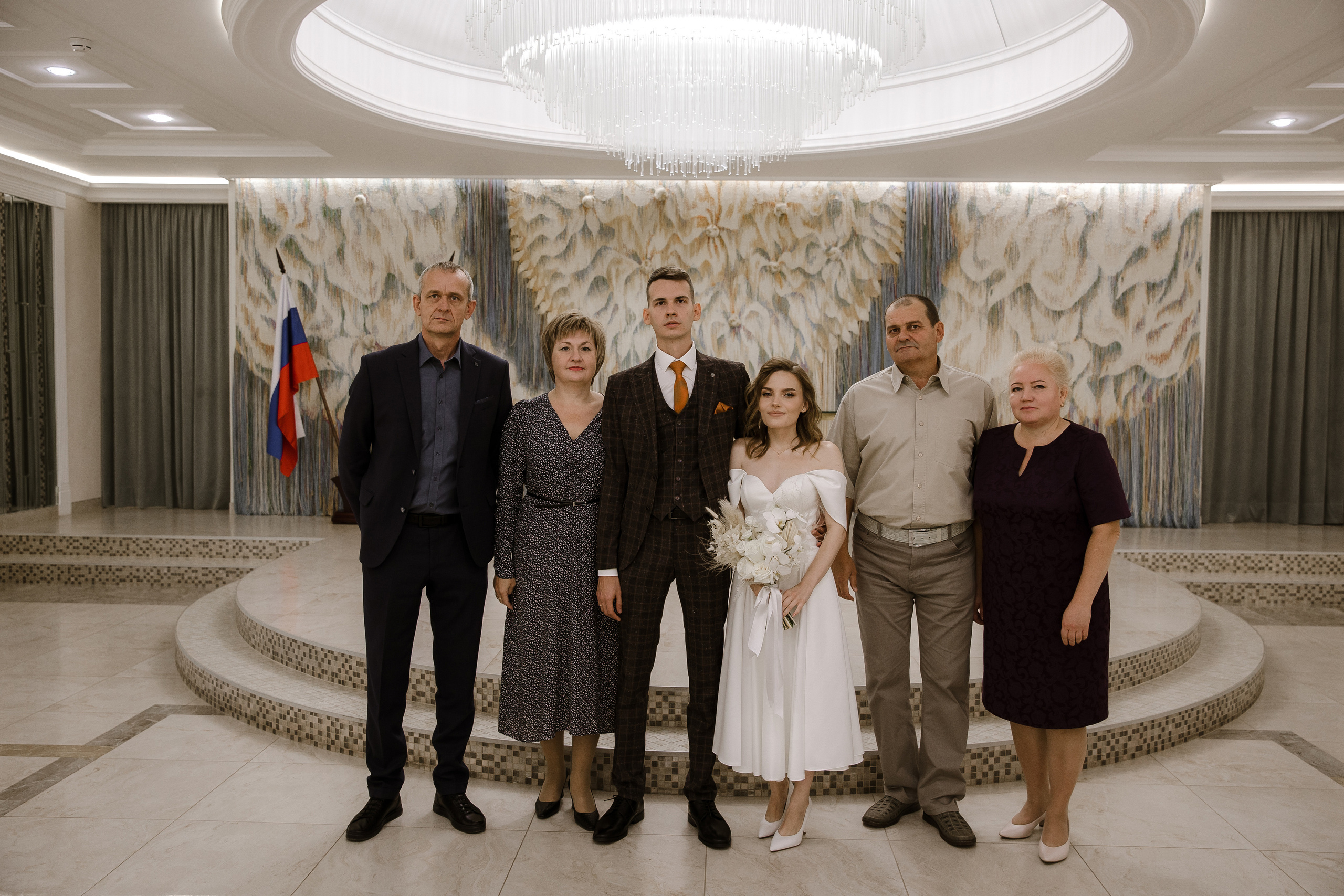 Свадебная фотосессия в Тольятти для Артема и Анастасии. Свадебный и семейный фотограф в Самаре и Тольятти | Елена Топанцева