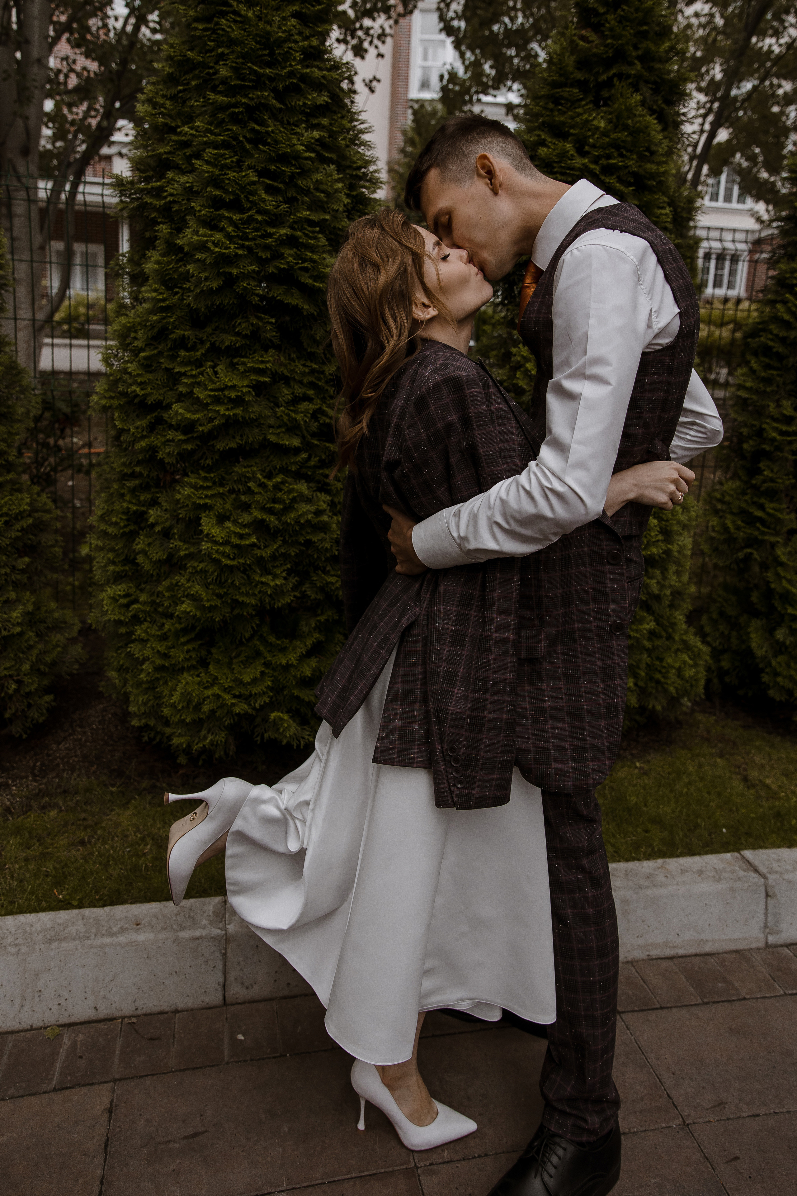 Свадебная фотосессия в Тольятти для Артема и Анастасии. Свадебный и семейный фотограф в Самаре и Тольятти | Елена Топанцева