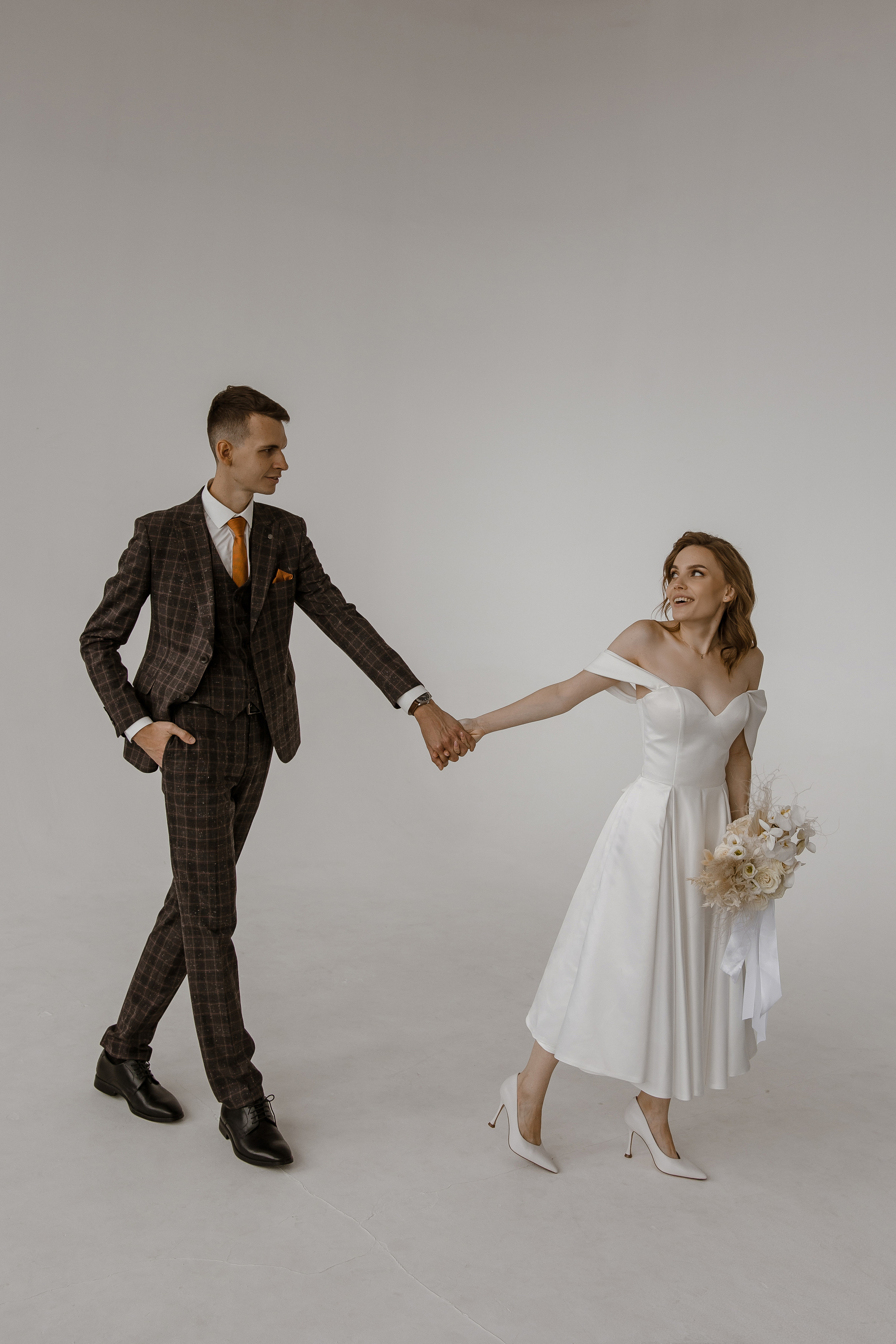 Свадебная фотосессия в Тольятти для Артема и Анастасии. Свадебный и семейный фотограф в Самаре и Тольятти | Елена Топанцева