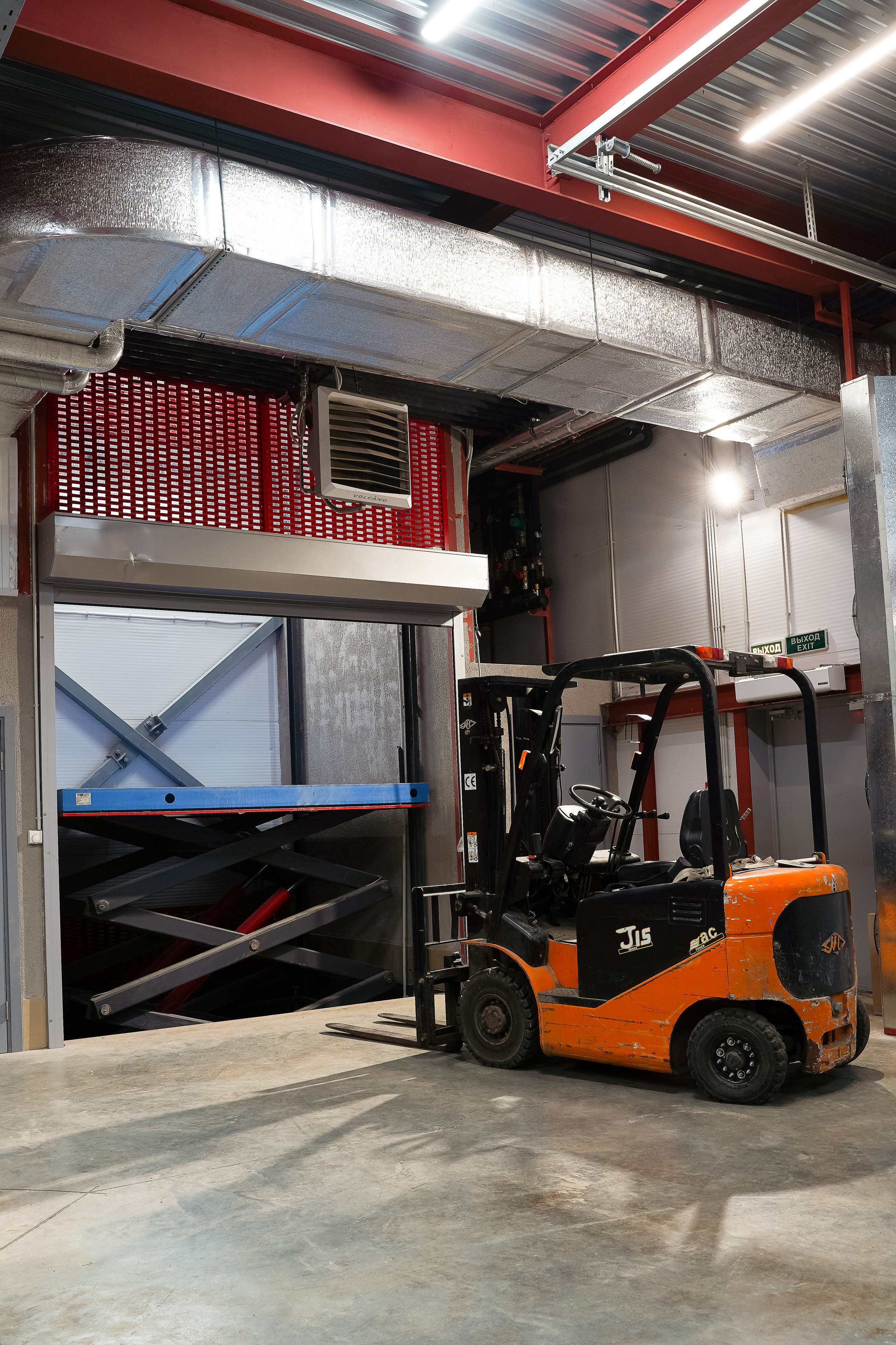 Фотосессия на производстве электрических шкафов