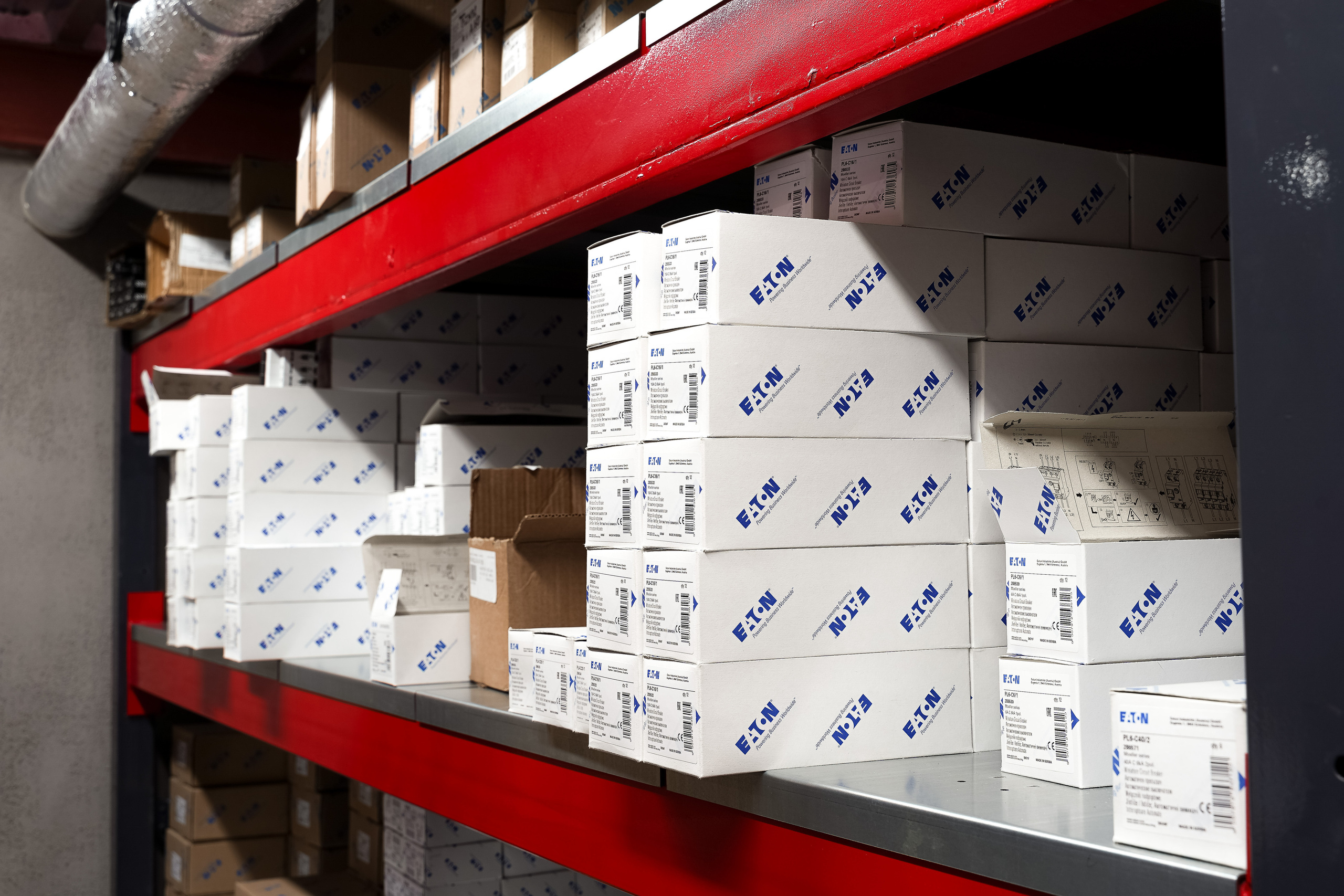 Фотосессия на производстве электрических шкафов