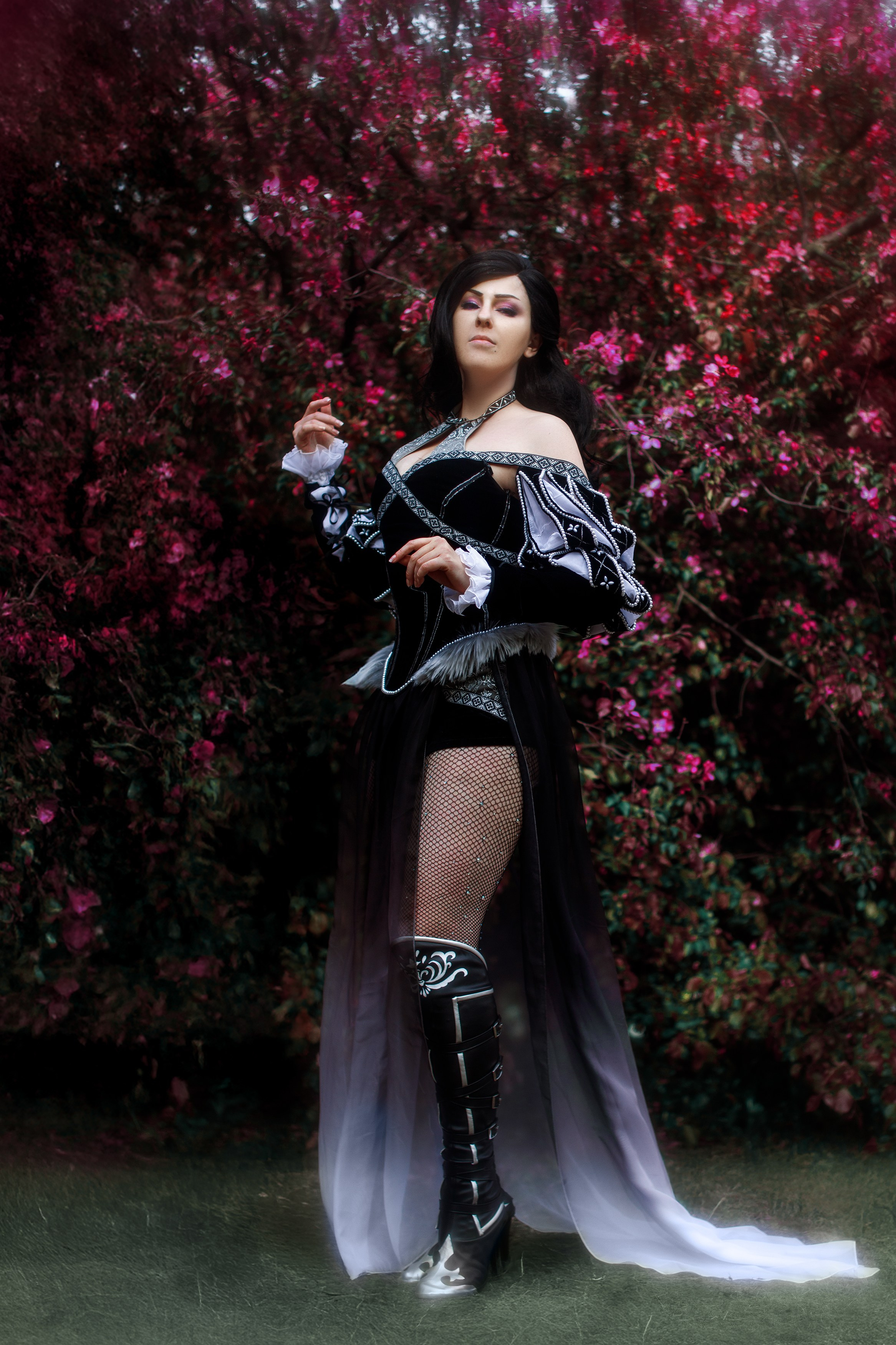 WITCHER: Yennefer. Polaroud love