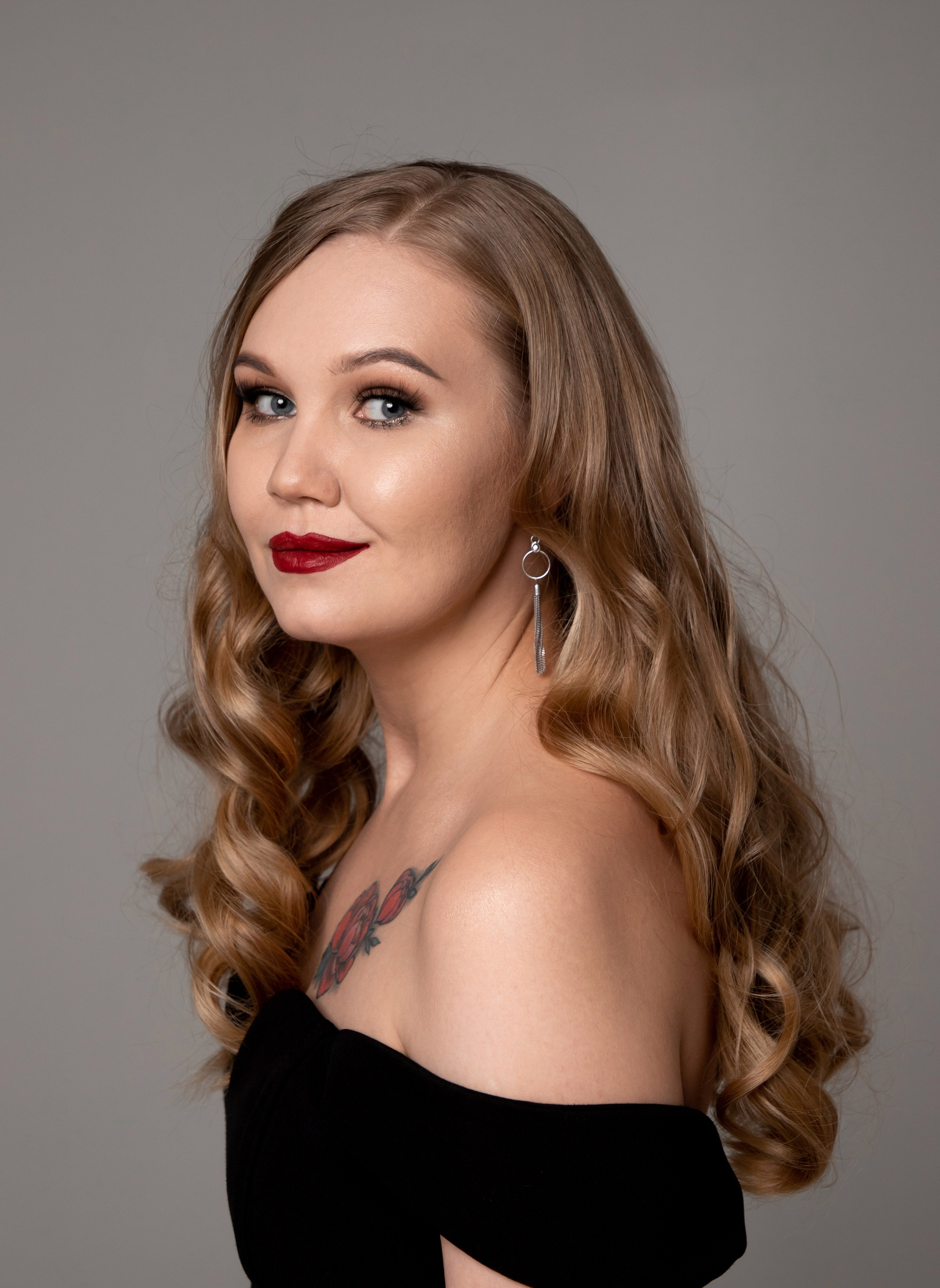 Женский портрет в Тюмени. Фотограф Денис Лесковский (Тюмень)