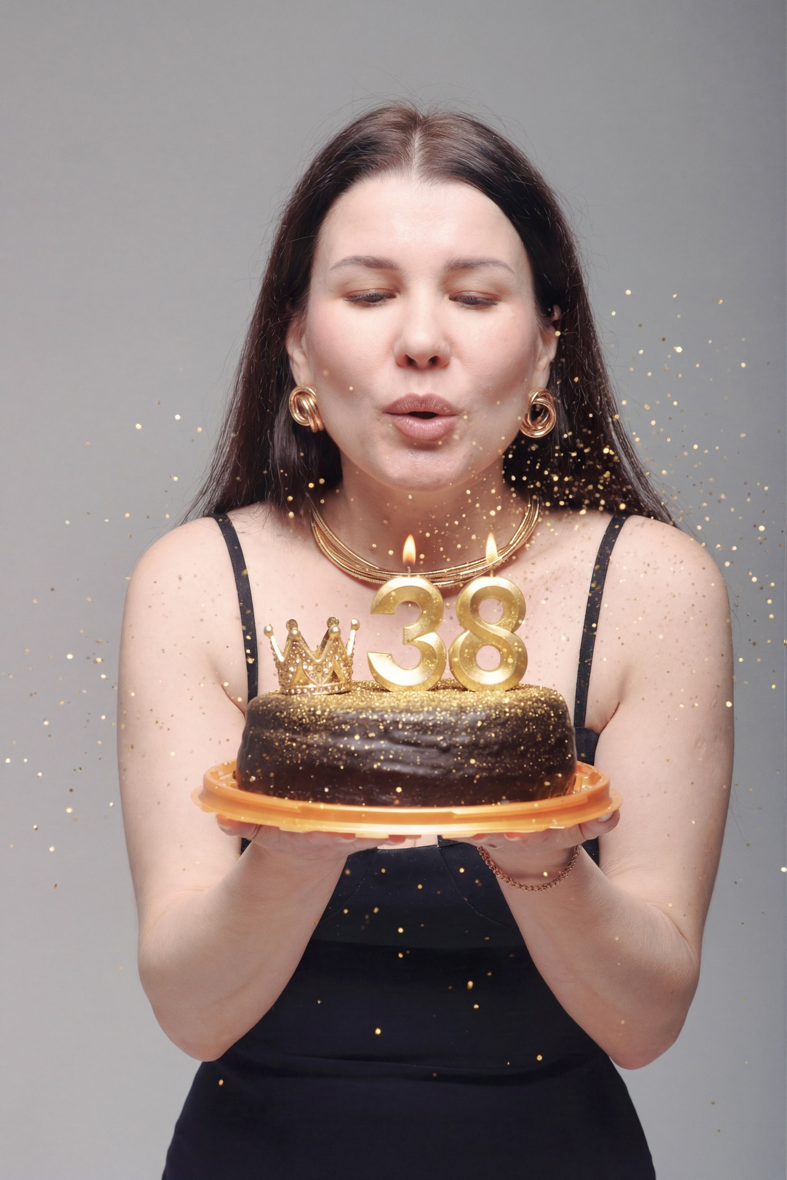 Фотосессия на циклораме для Елены и подруг — женская студийная съемка от фотографа Алексея. Репортажный фотограф на дни рождения и юбилеи в Улан-Удэ — Алексей Раднаев