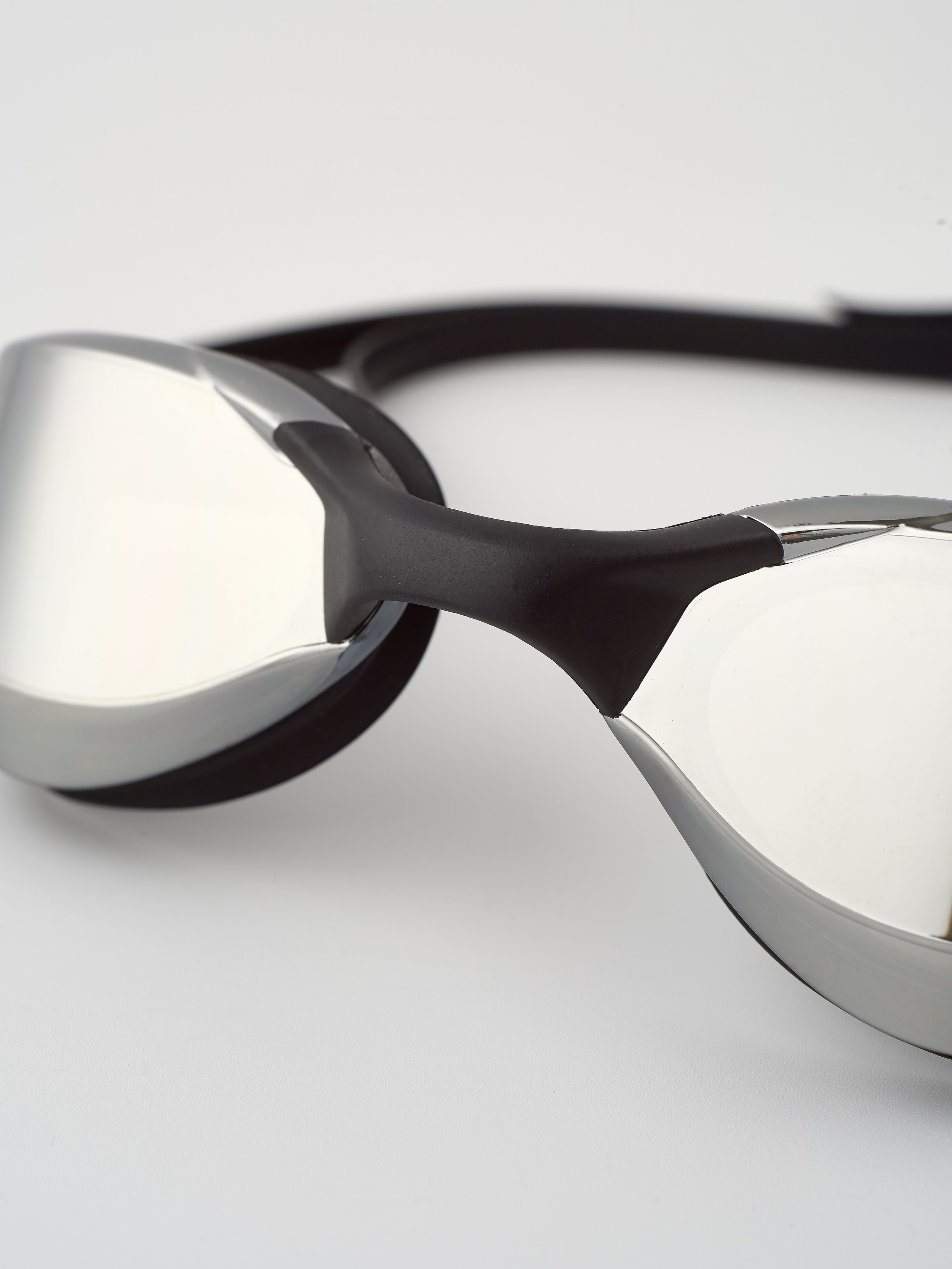 Фотосъемка очков. Предметный фотограф, инфографика и видео в Санкт-Петербурге