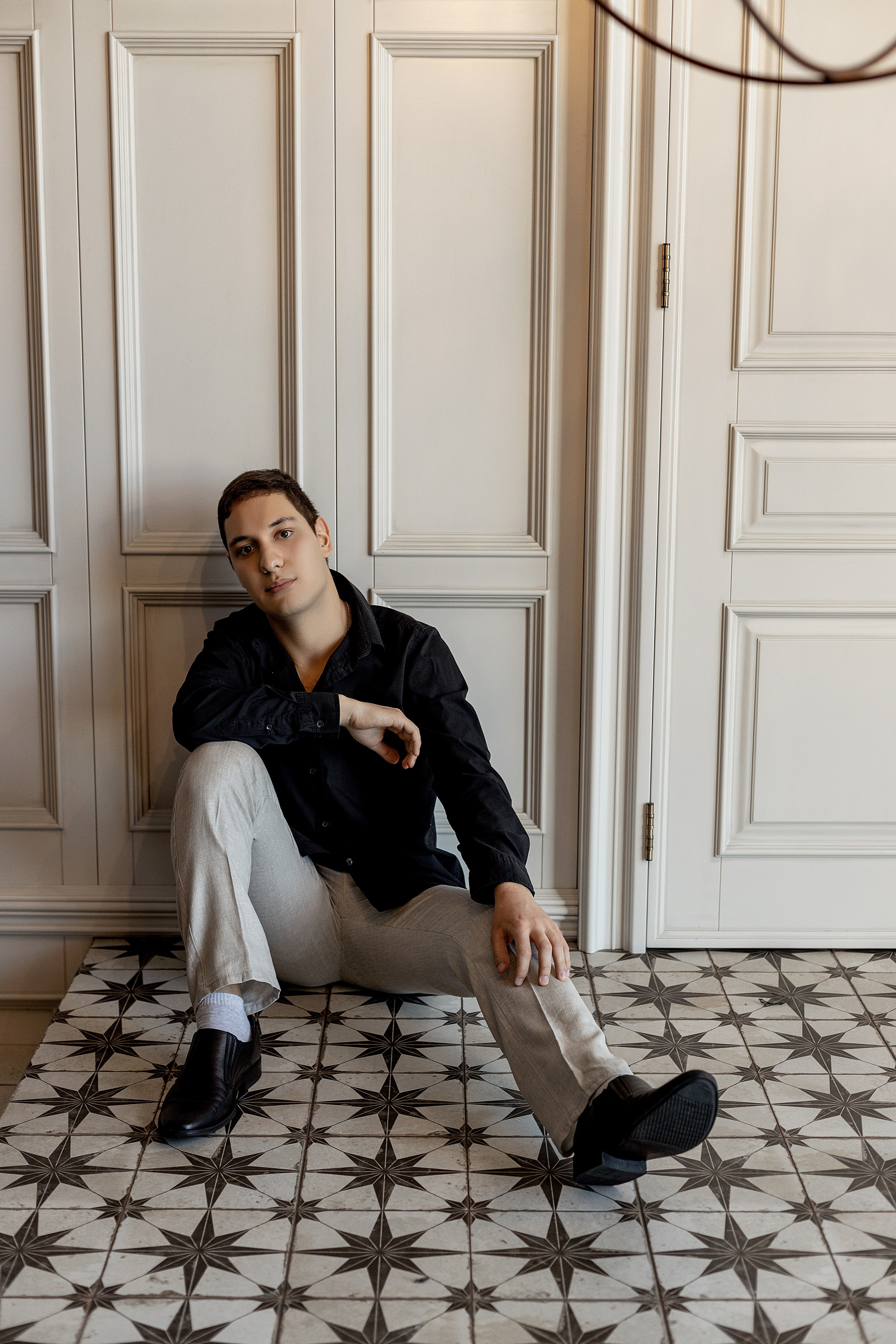 Кирилл Б. Фотограф Челябинск Эвелина Ганага, съемка для бизнеса и маркетплейсов