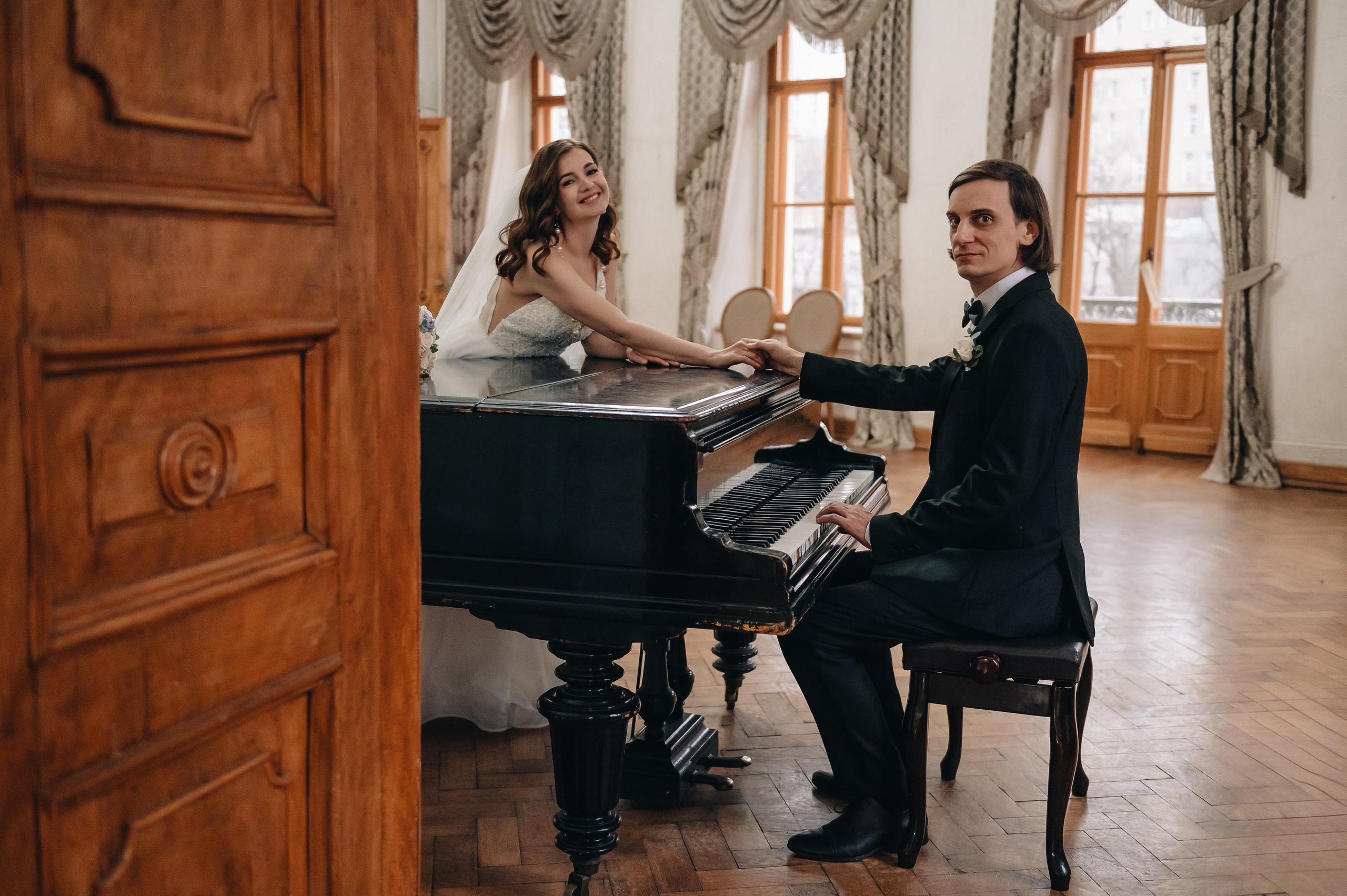 Свадебная фотосессия в библиотеке им. Пушкина. Портретный фотограф Москва Светлана Кашура