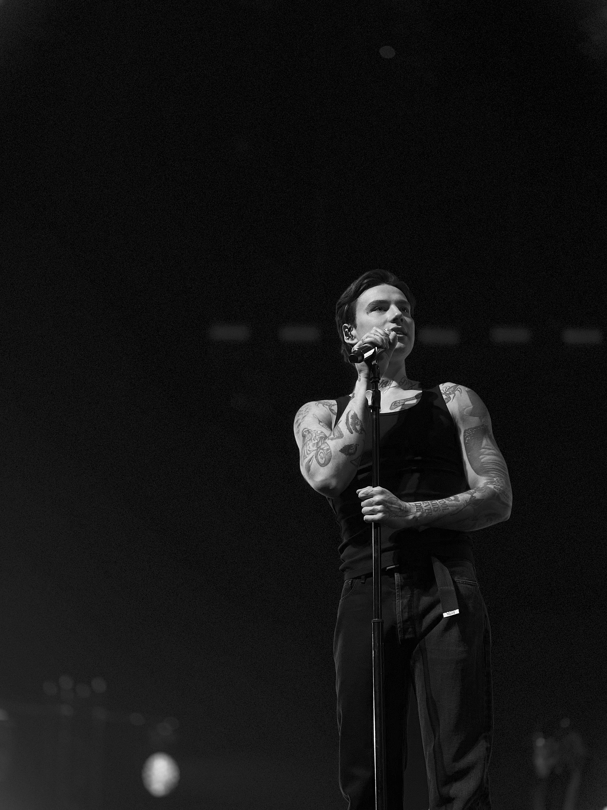 XOLIDAYBOY l 25 апреля. Hmliber — фотограф и контент-креатор из Петербурга