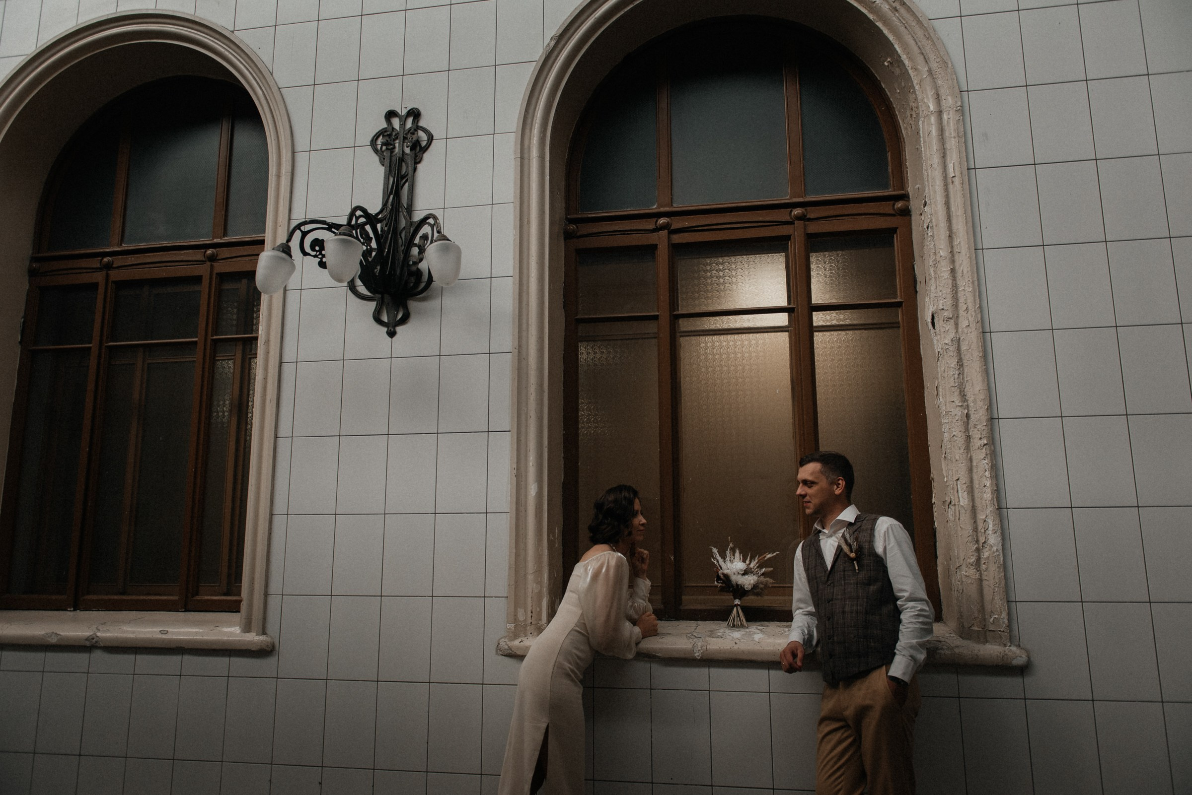 фотосессия love story на Витебском вокзале, фотосессия пары, романтическая фотосессия