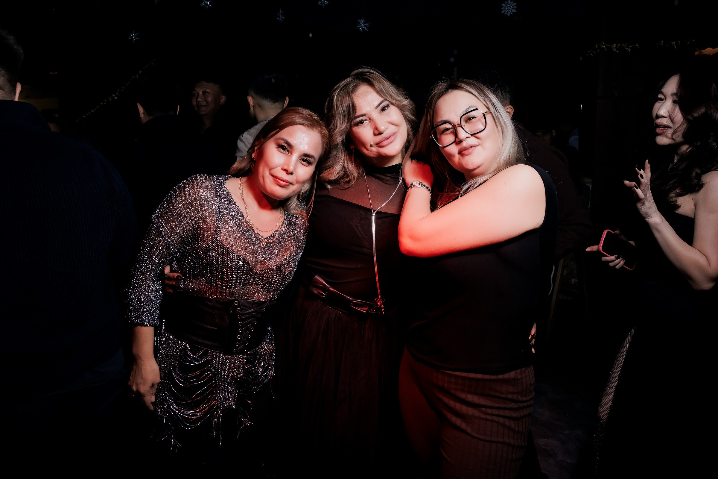 Chechil Pub на Жарокова-Chechil Жарокова. Репортажный фотограф в Алматы Каюпов Сержан