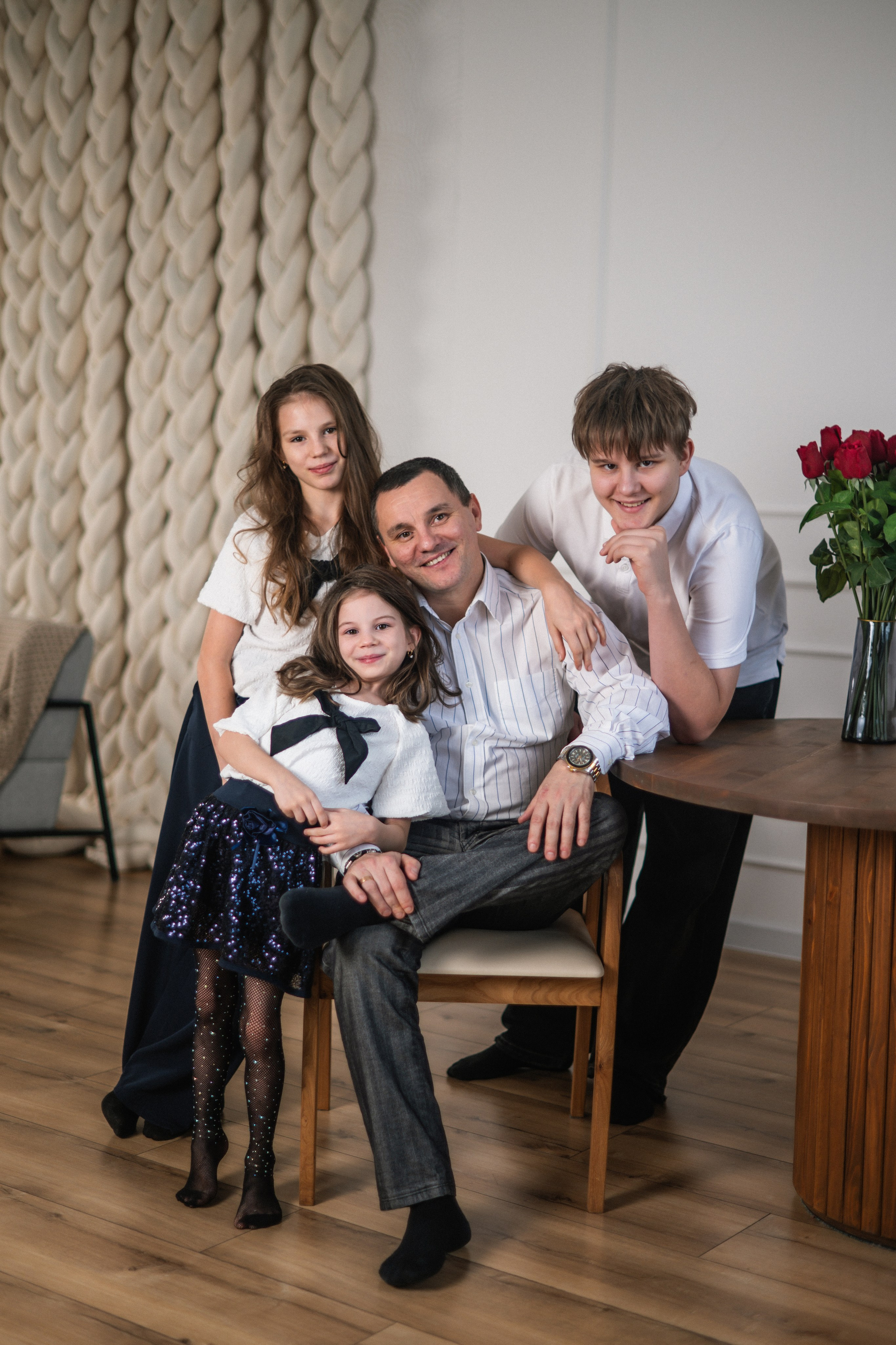 Семейная Фотосессия. Я Ольга Казанцева, фотографирую снимаю ваши киноистории и печатаю фото и цифровые портреты на холсте