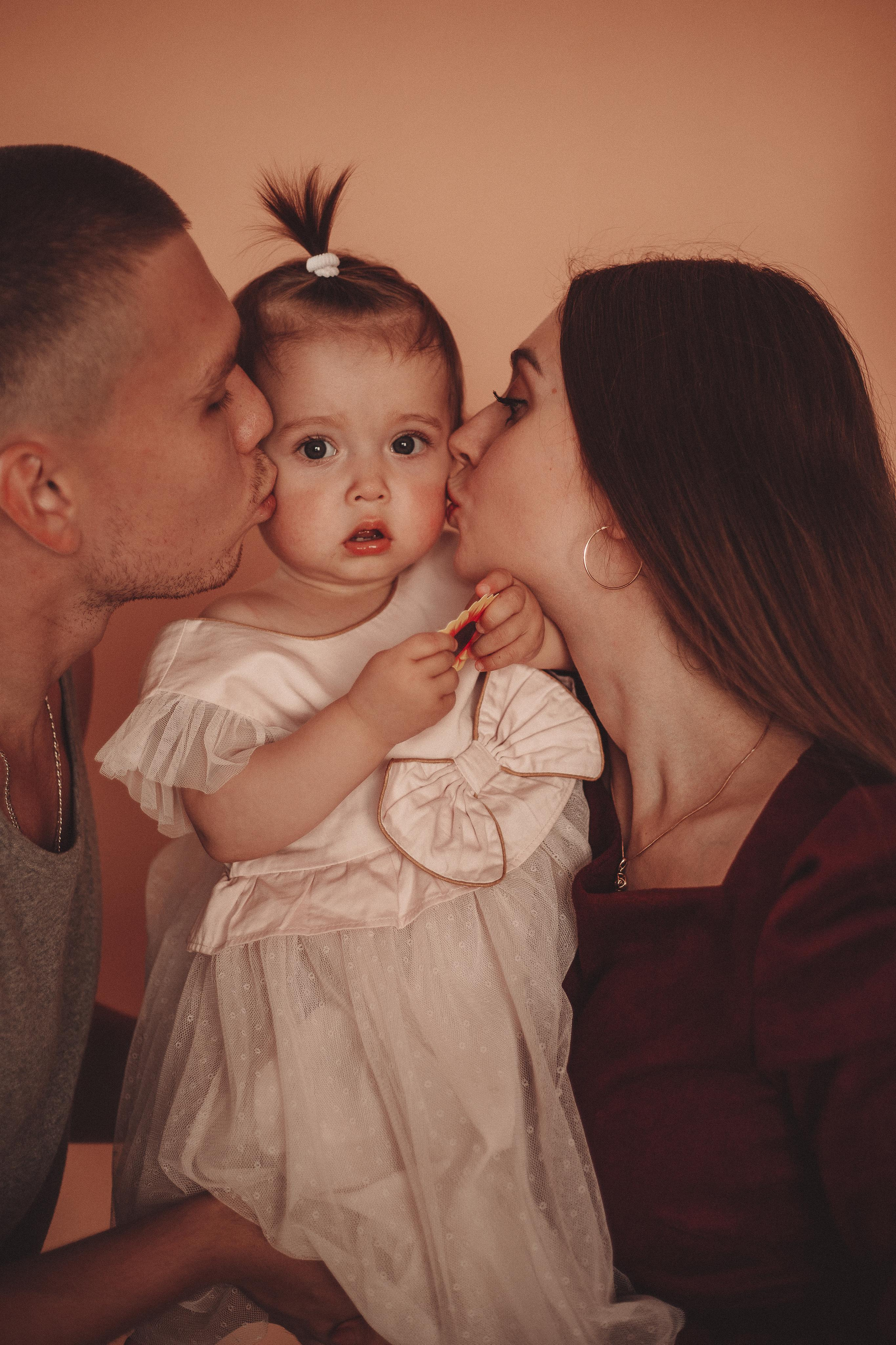 Домашняя фотосессия - 1 годик Злате. Семейный и женский фотограф Кемерово Мария Степ