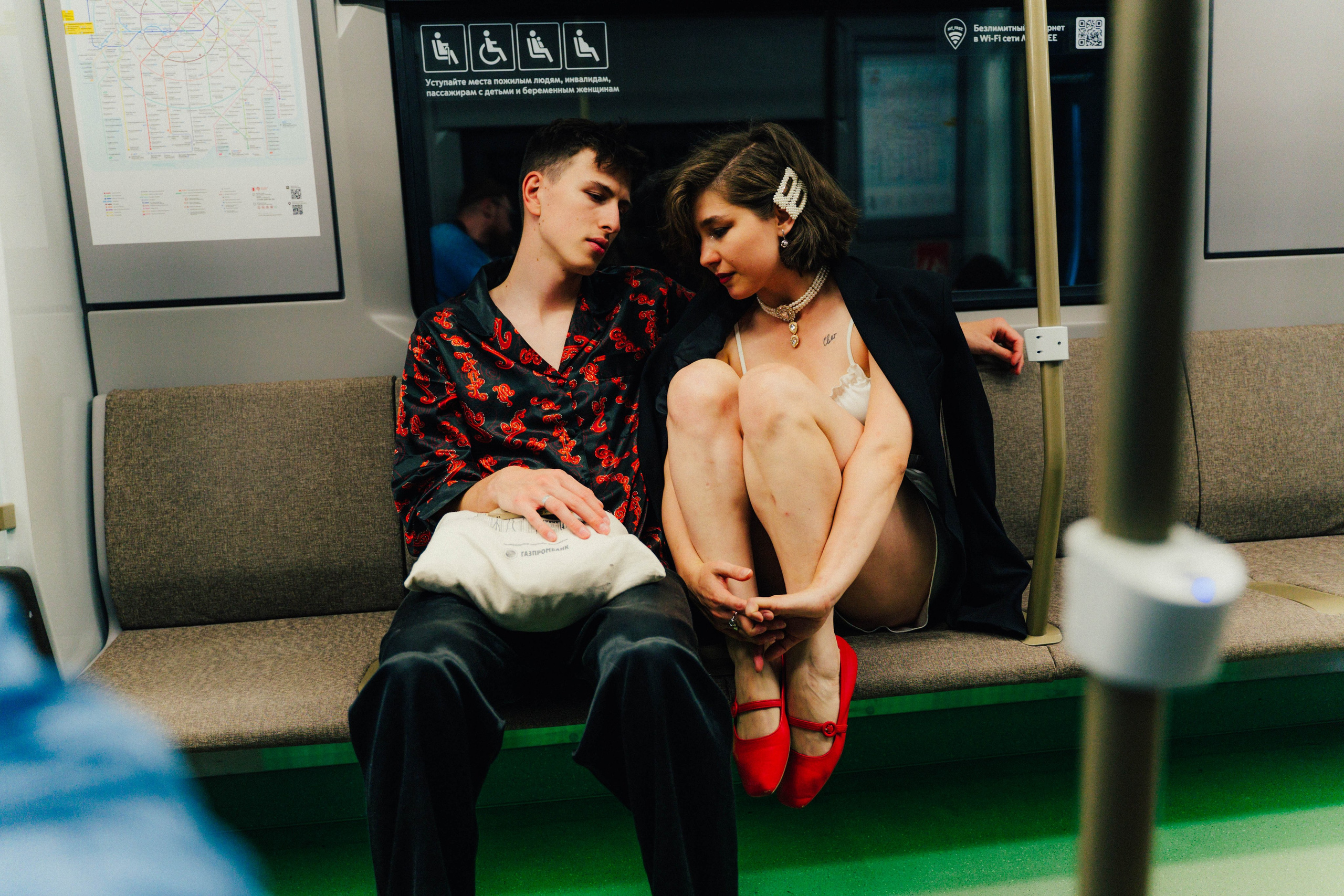 Ночь в метро. Портретный фотограф в Москве Эмиль Халиков