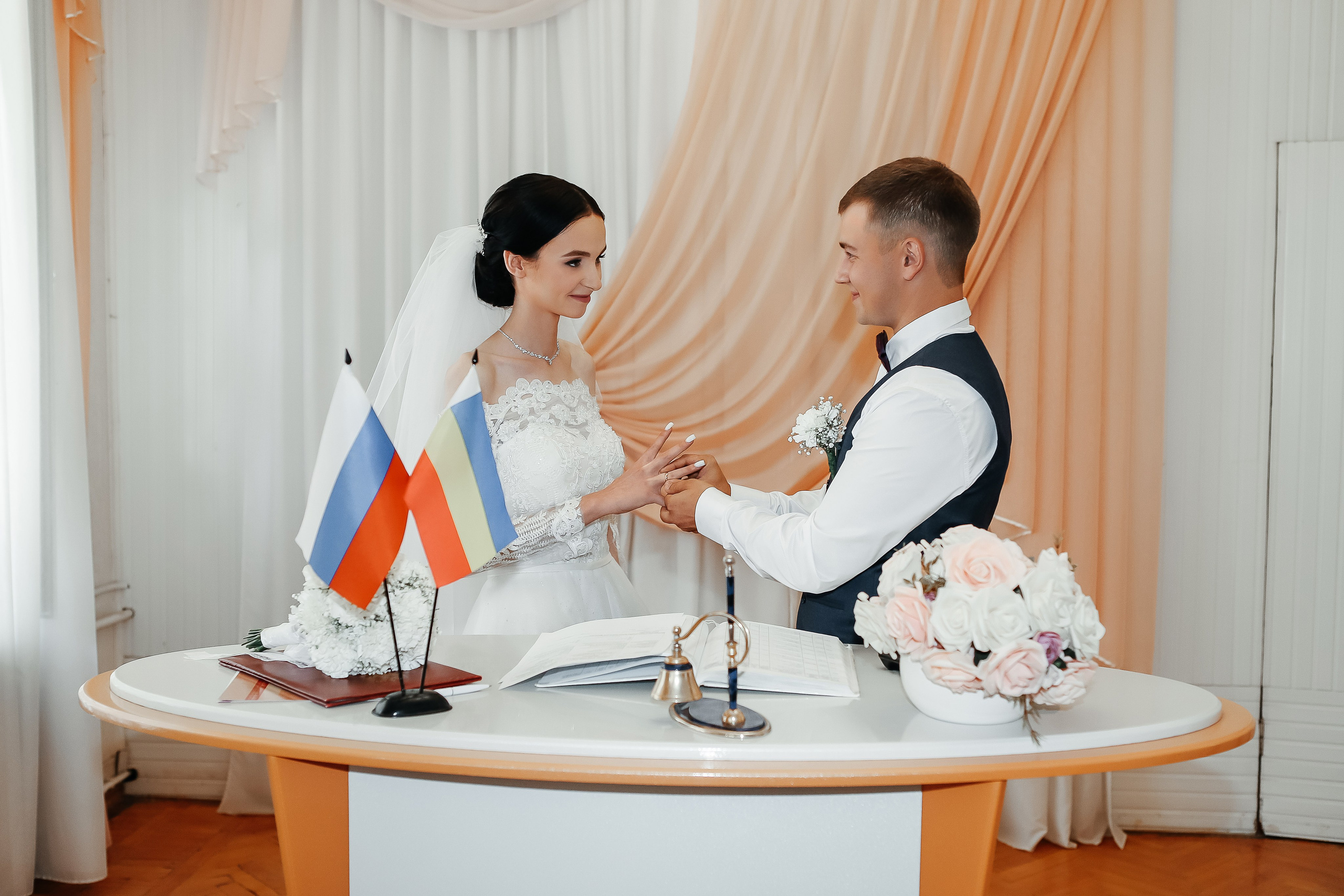 Максим и Дарья. Свадебный фотограф Евгения Фролова г. Каменск-Шахтинский, Донецк, Ростов