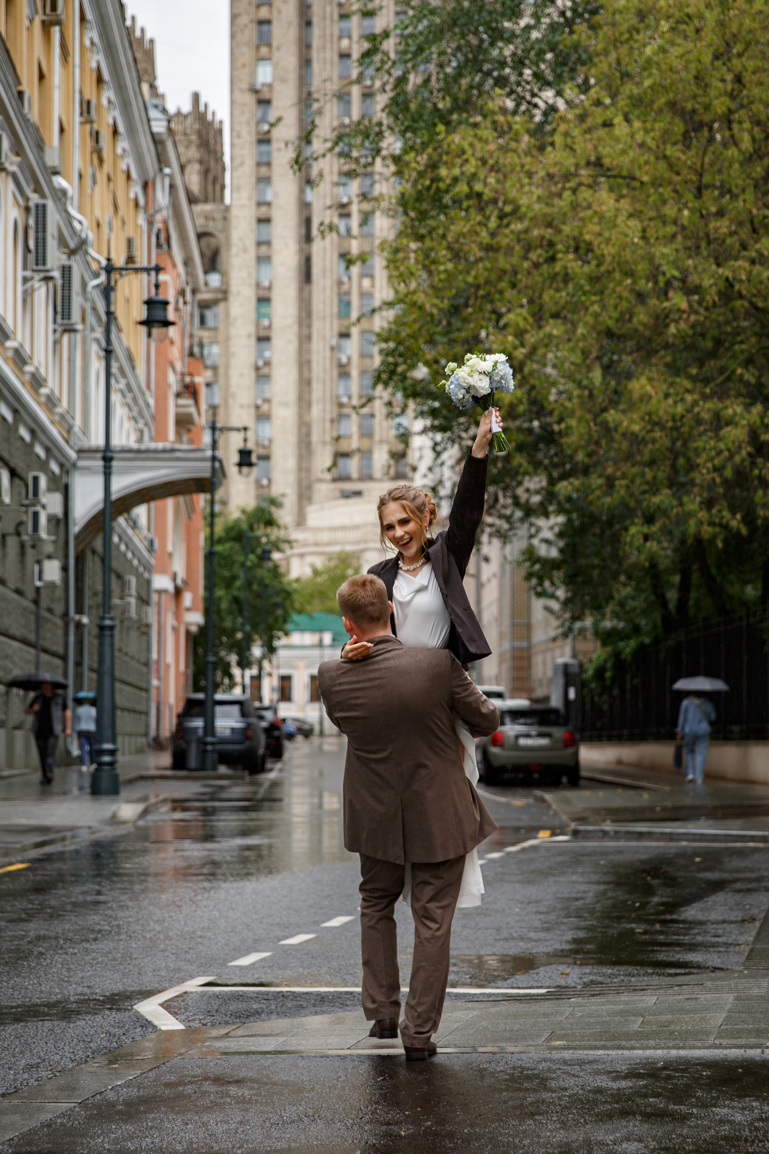 Свадебная фотосессия в городе и в фотостудии. Свадебный фотограф Москва и МО Сергей Киржаев