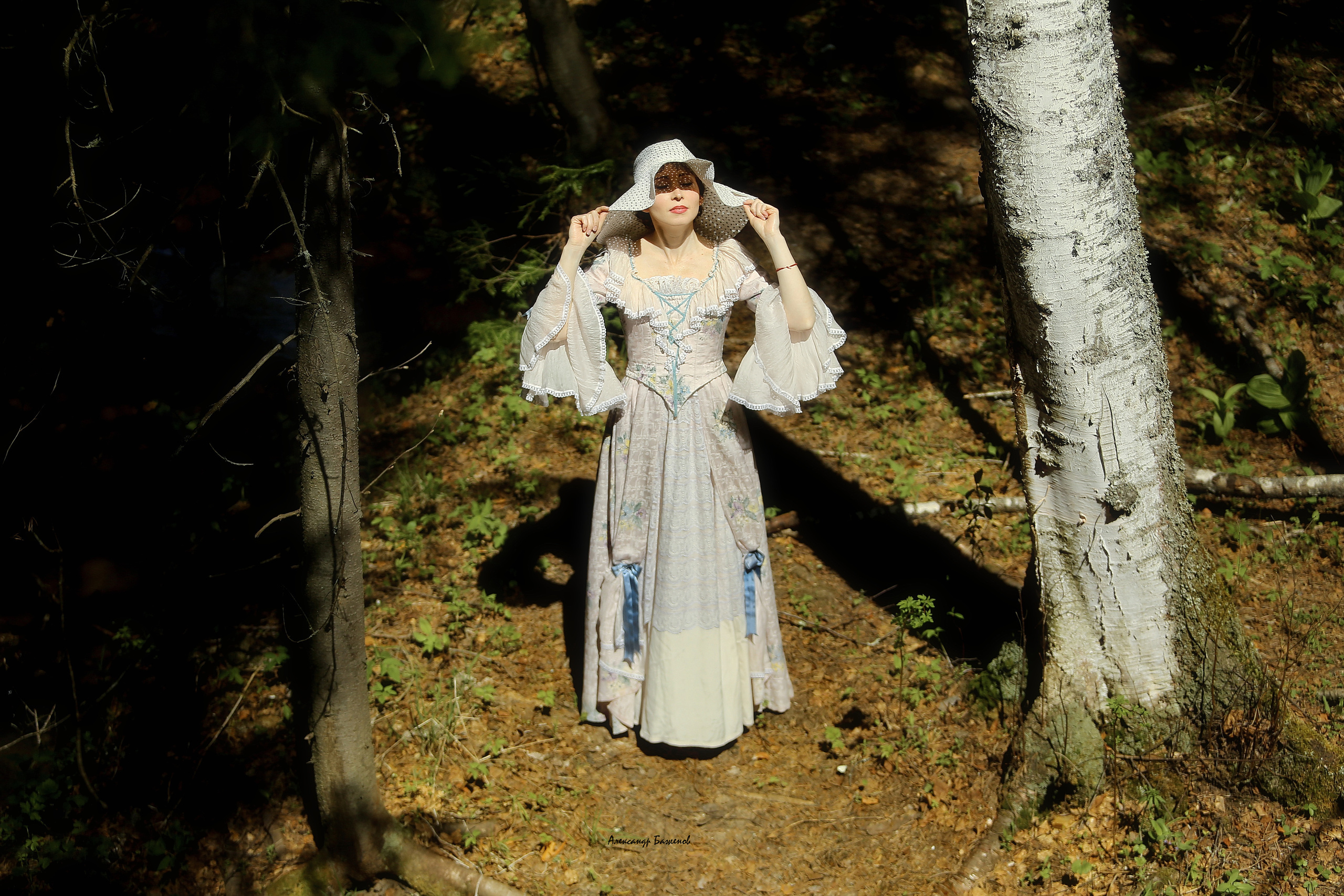 Фотосъемка девушек на природе, Александр Баженов место работы в г. Ека. Профессиональный Фотограф в г. Екатеринбурге Александр Баженов