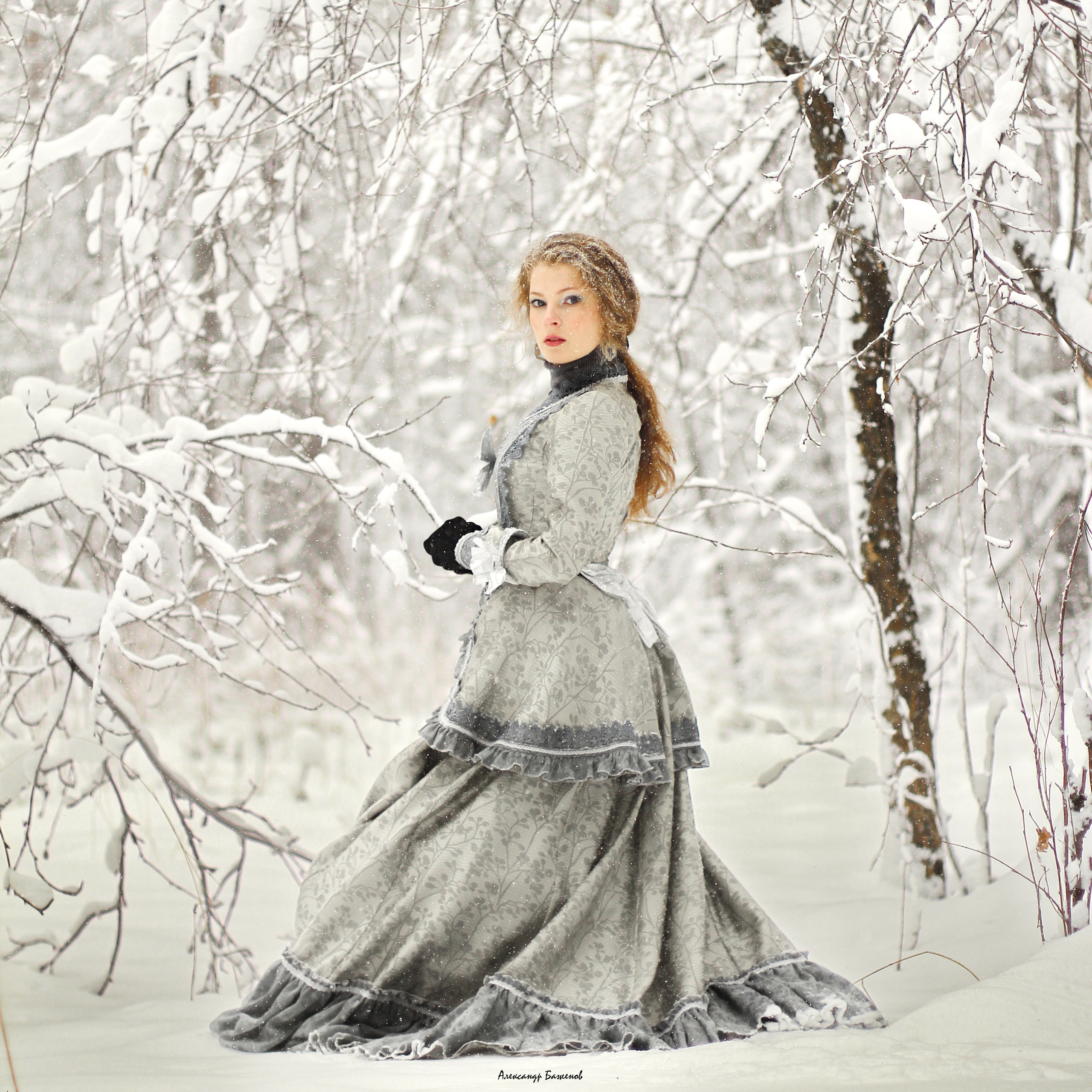 Фотосъемка девушек на природе, Александр Баженов место работы в г. Ека. Профессиональный Фотограф в г. Екатеринбурге Александр Баженов