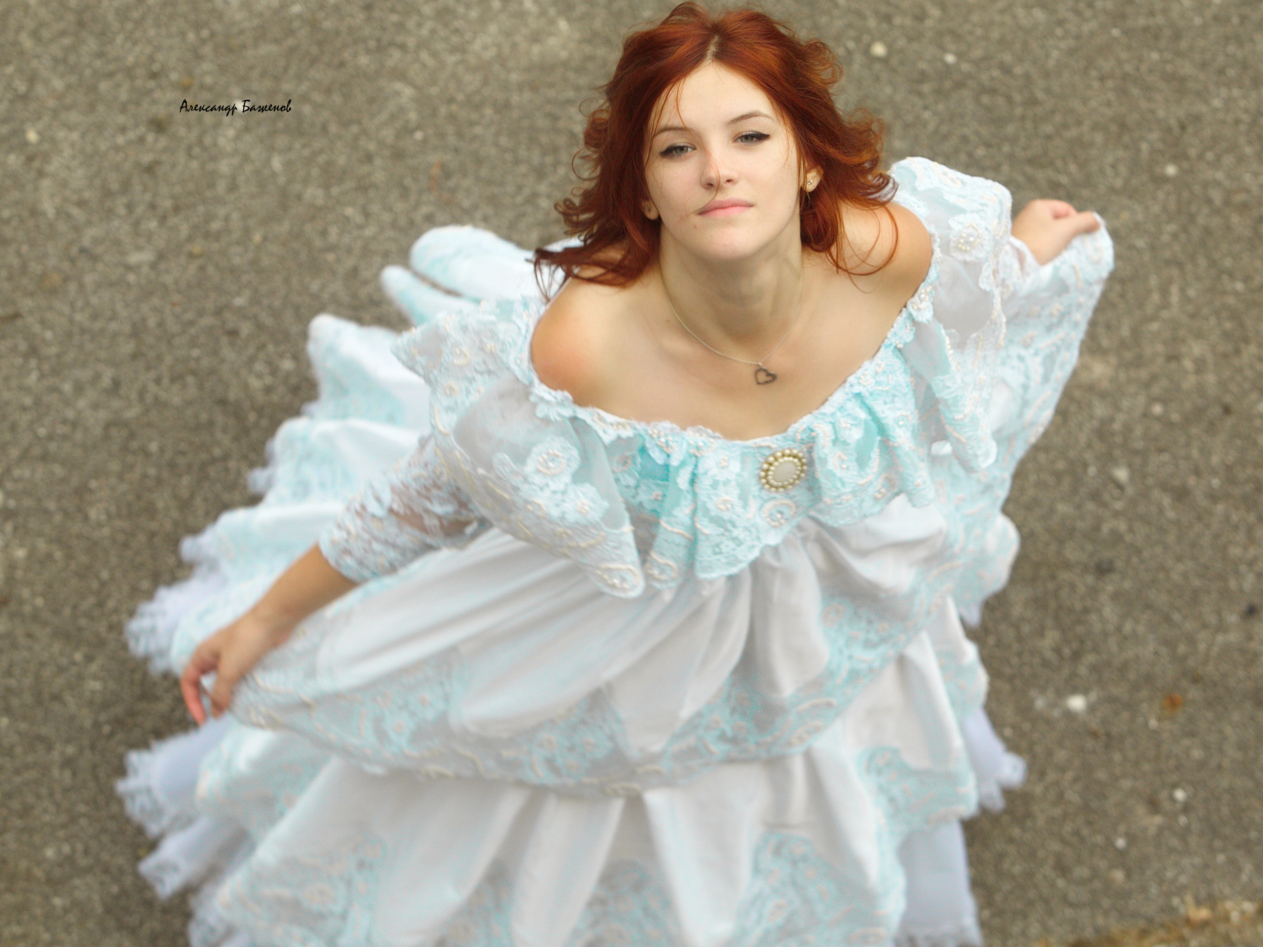 Фотосъемка девушек на природе, Александр Баженов место работы в г. Ека. Профессиональный Фотограф в г. Екатеринбурге Александр Баженов