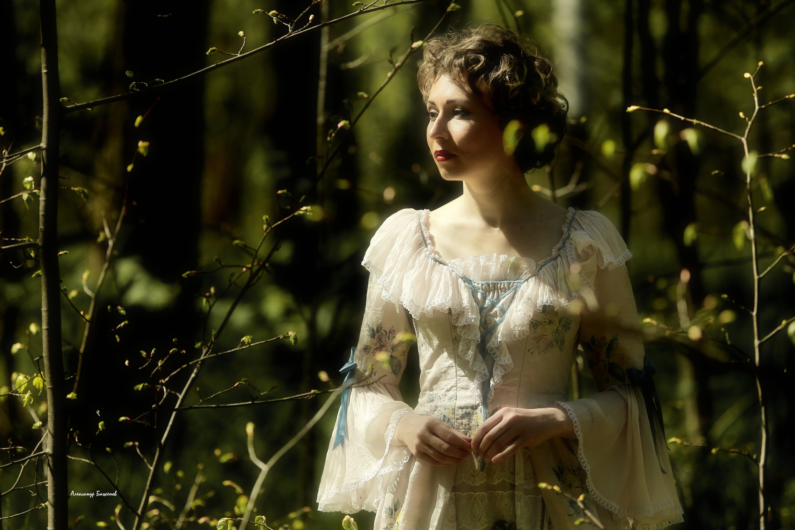 Фотосъемка девушек на природе, Александр Баженов место работы в г. Ека. Профессиональный Фотограф в г. Екатеринбурге Александр Баженов