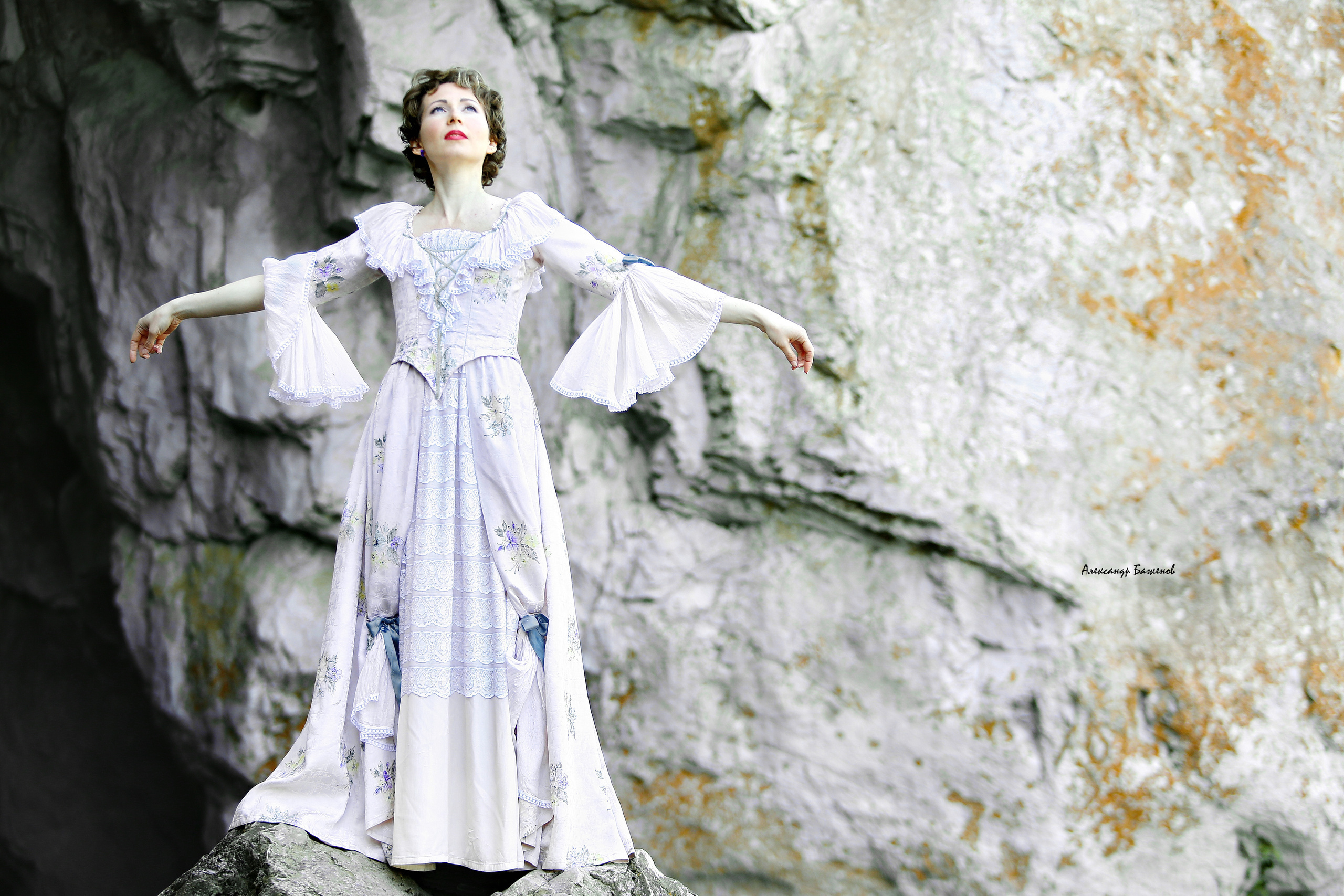 Фотосъемка девушек на природе, Александр Баженов место работы в г. Ека. Профессиональный Фотограф в г. Екатеринбурге Александр Баженов