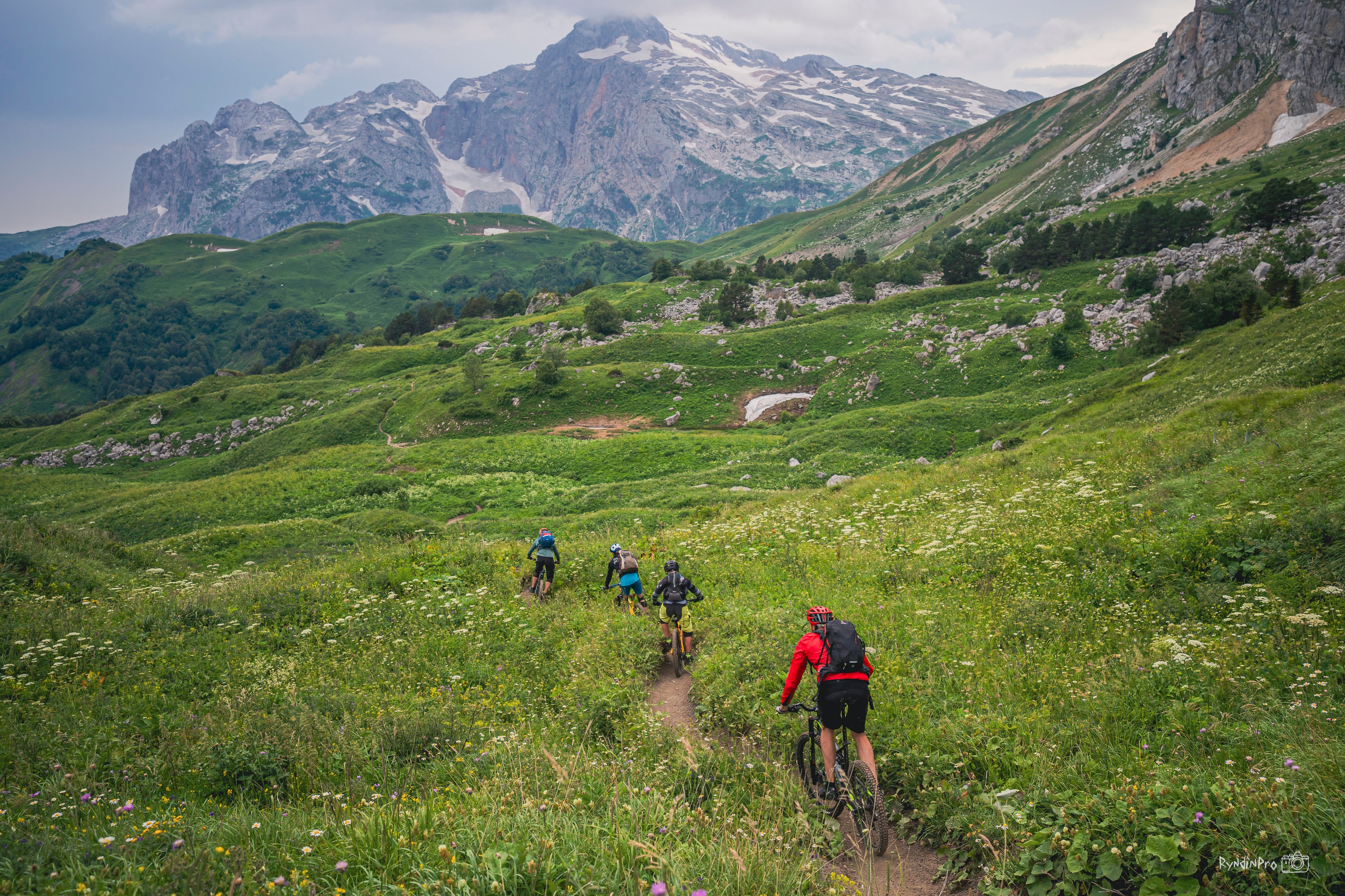 Велотур Велотридцатка 13 июля 2024 Ковальтур. Репортажный фотограф в Краснодаре Рындин Дмитрий