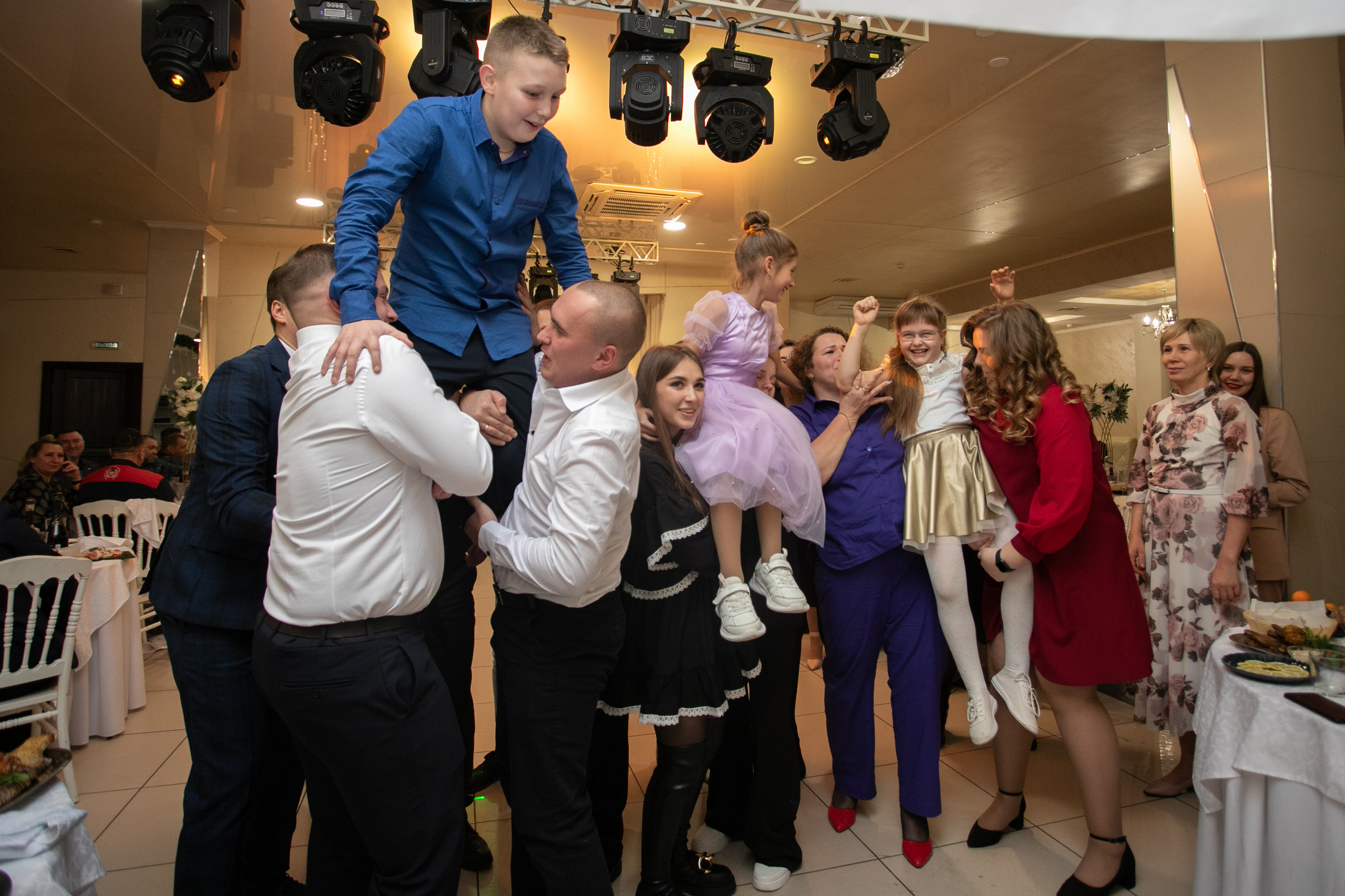 Дарья и Вадим (полный день). Фотограф в Барнауле Юлия Садвокасова