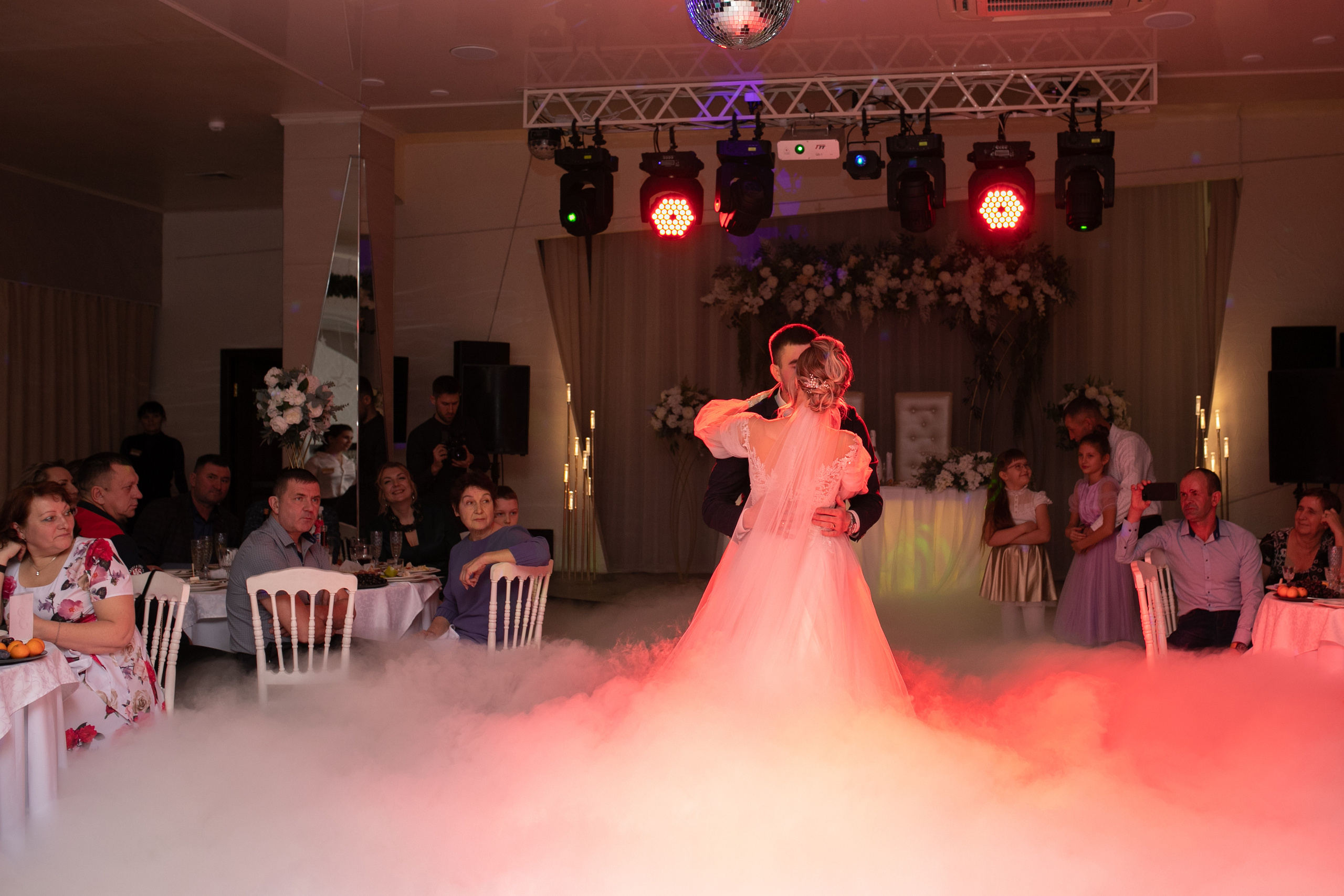 Дарья и Вадим (полный день). Фотограф в Барнауле Юлия Садвокасова