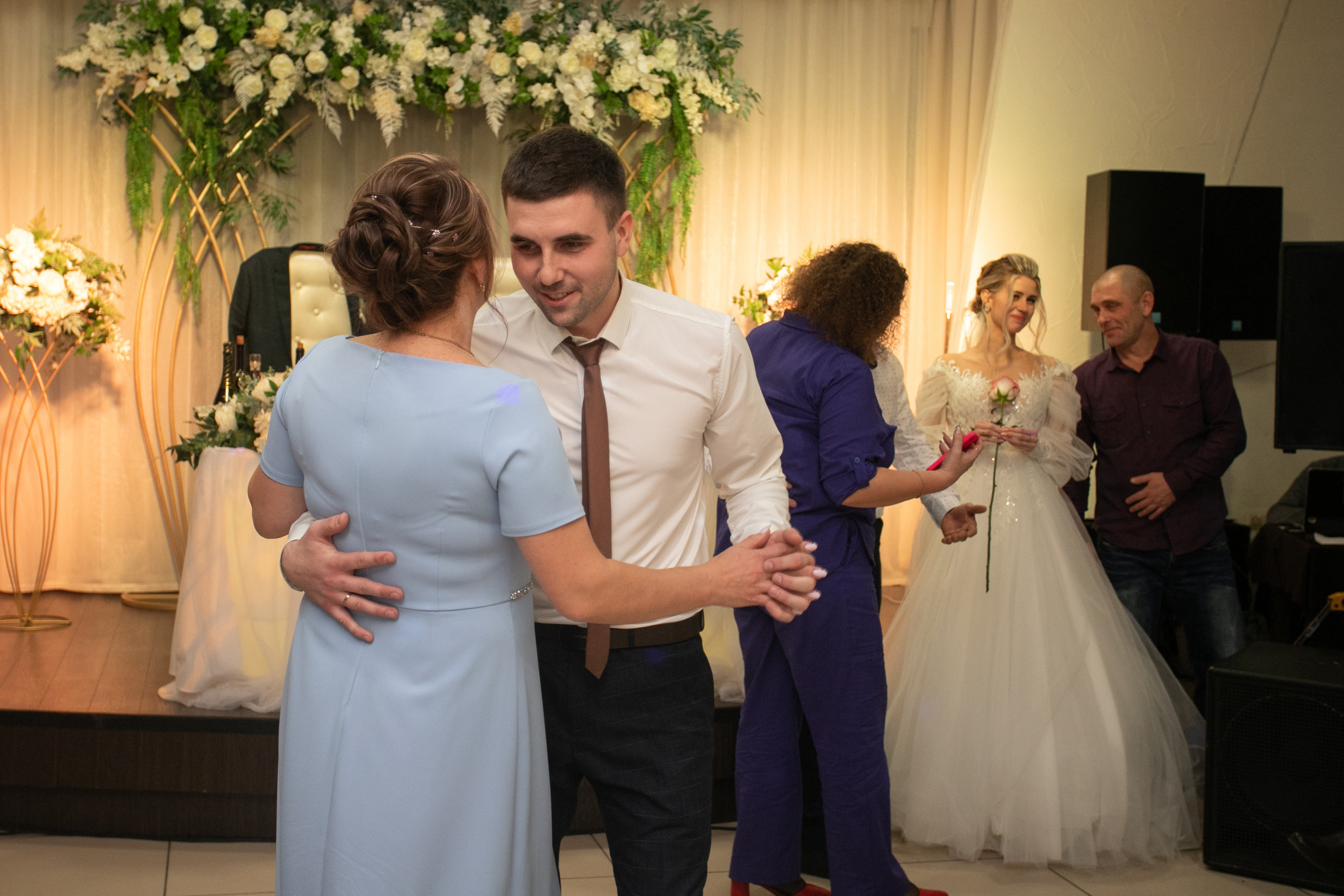 Дарья и Вадим (полный день). Фотограф в Барнауле Юлия Садвокасова