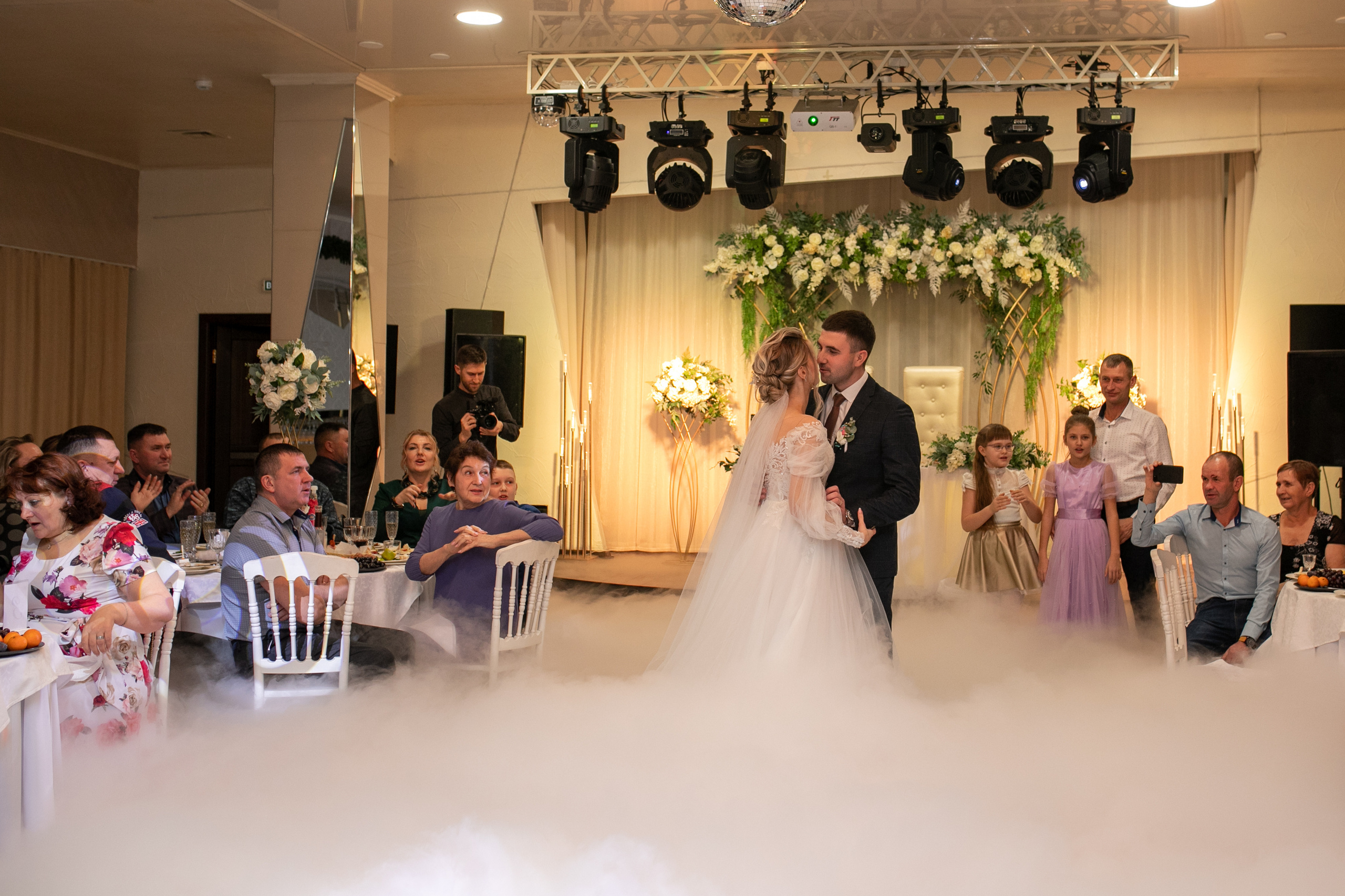 Дарья и Вадим (полный день). Фотограф в Барнауле Юлия Садвокасова