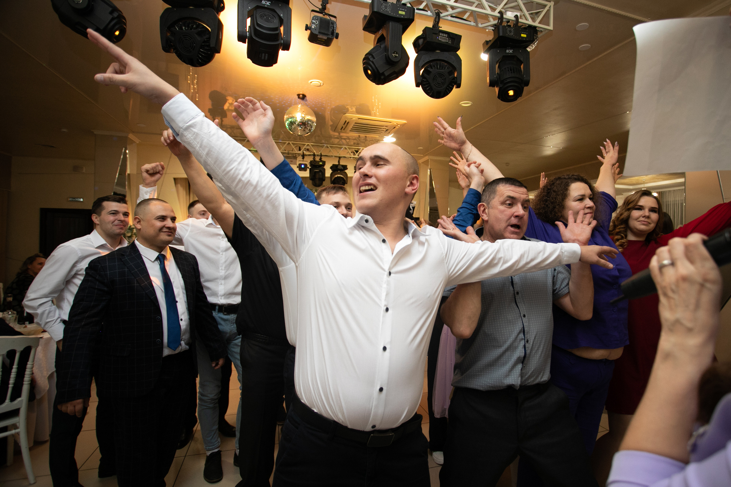 Дарья и Вадим (полный день). Фотограф в Барнауле Юлия Садвокасова