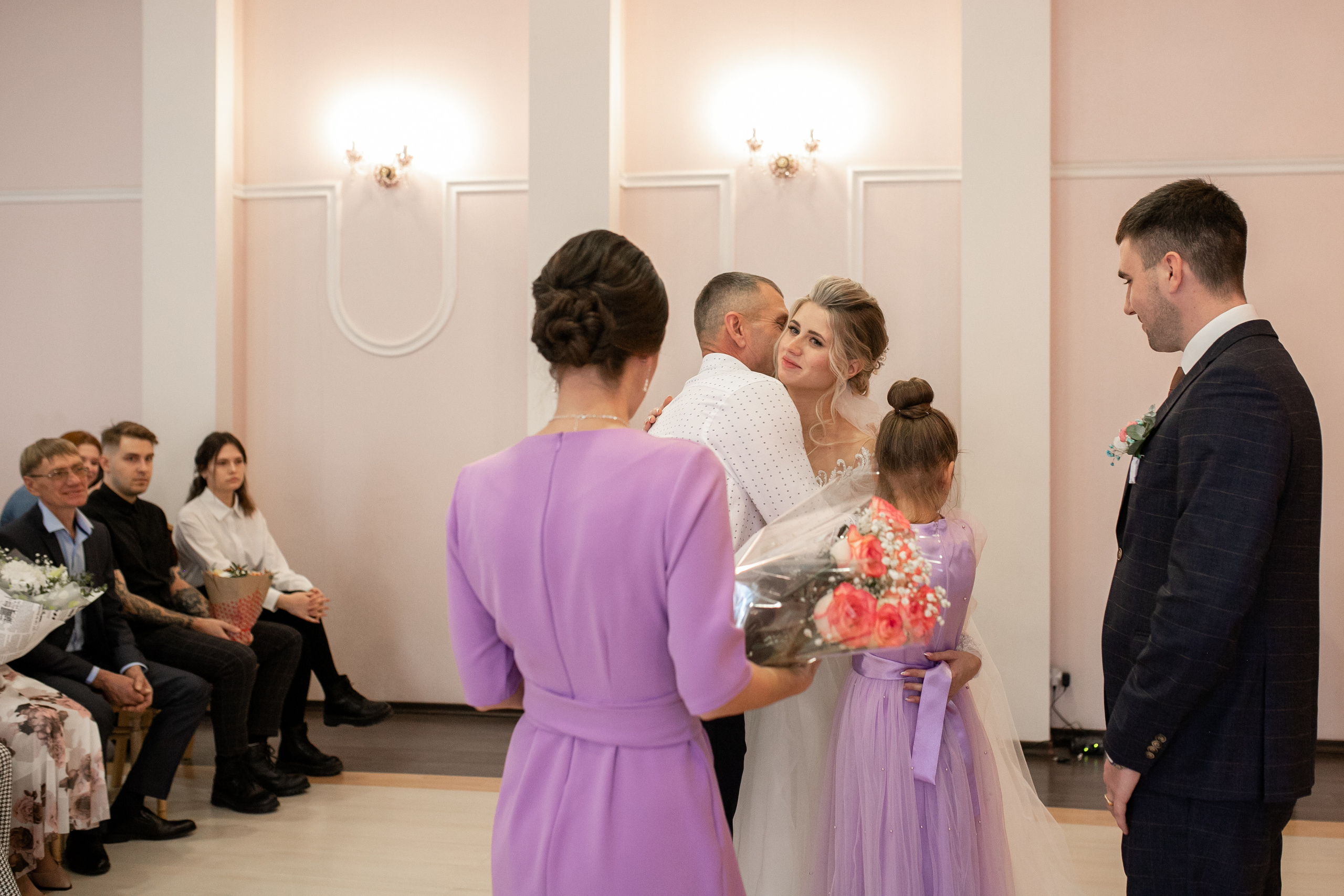 Дарья и Вадим (полный день). Фотограф в Барнауле Юлия Садвокасова