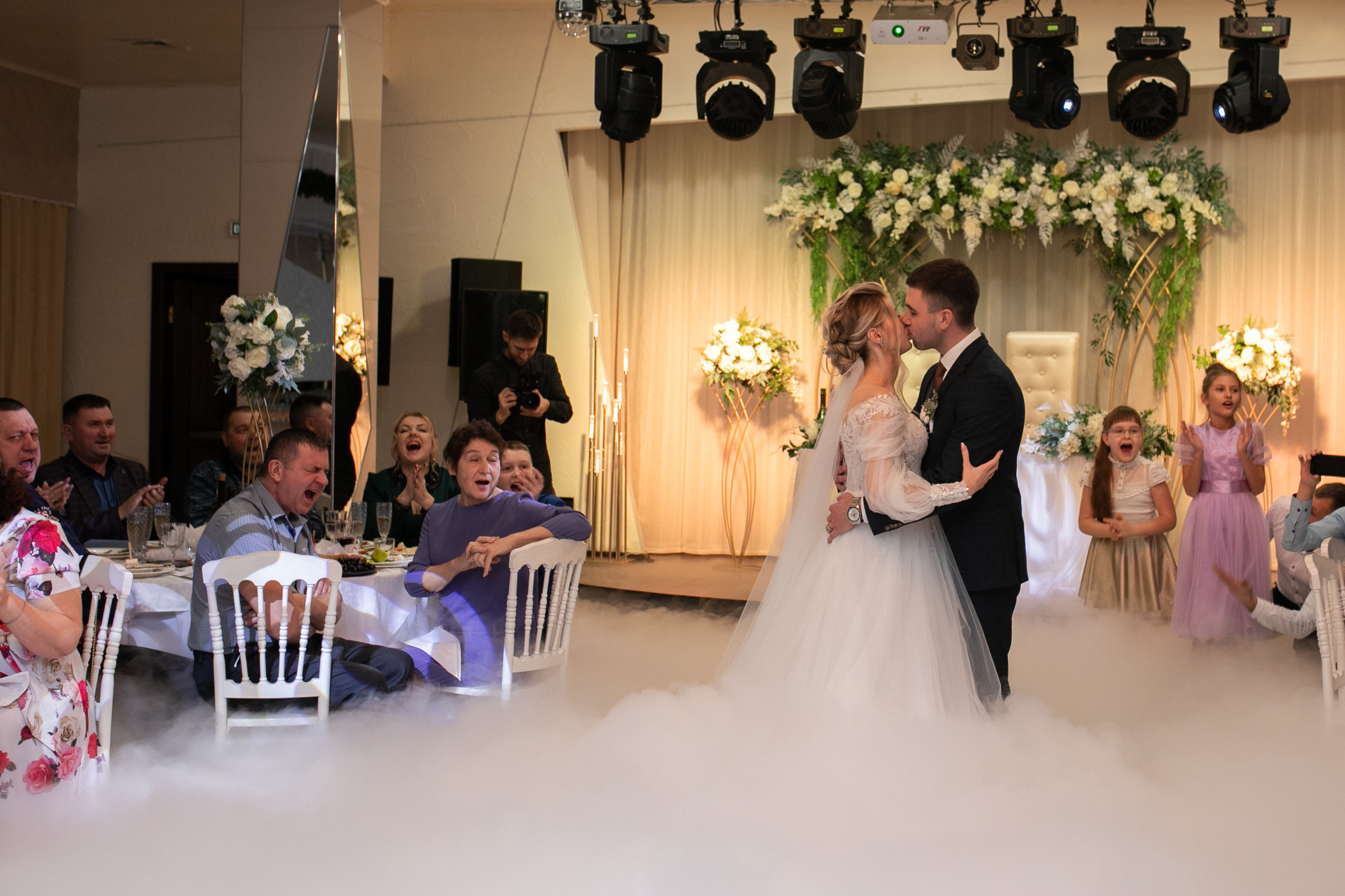 Дарья и Вадим (полный день). Фотограф в Барнауле Юлия Садвокасова