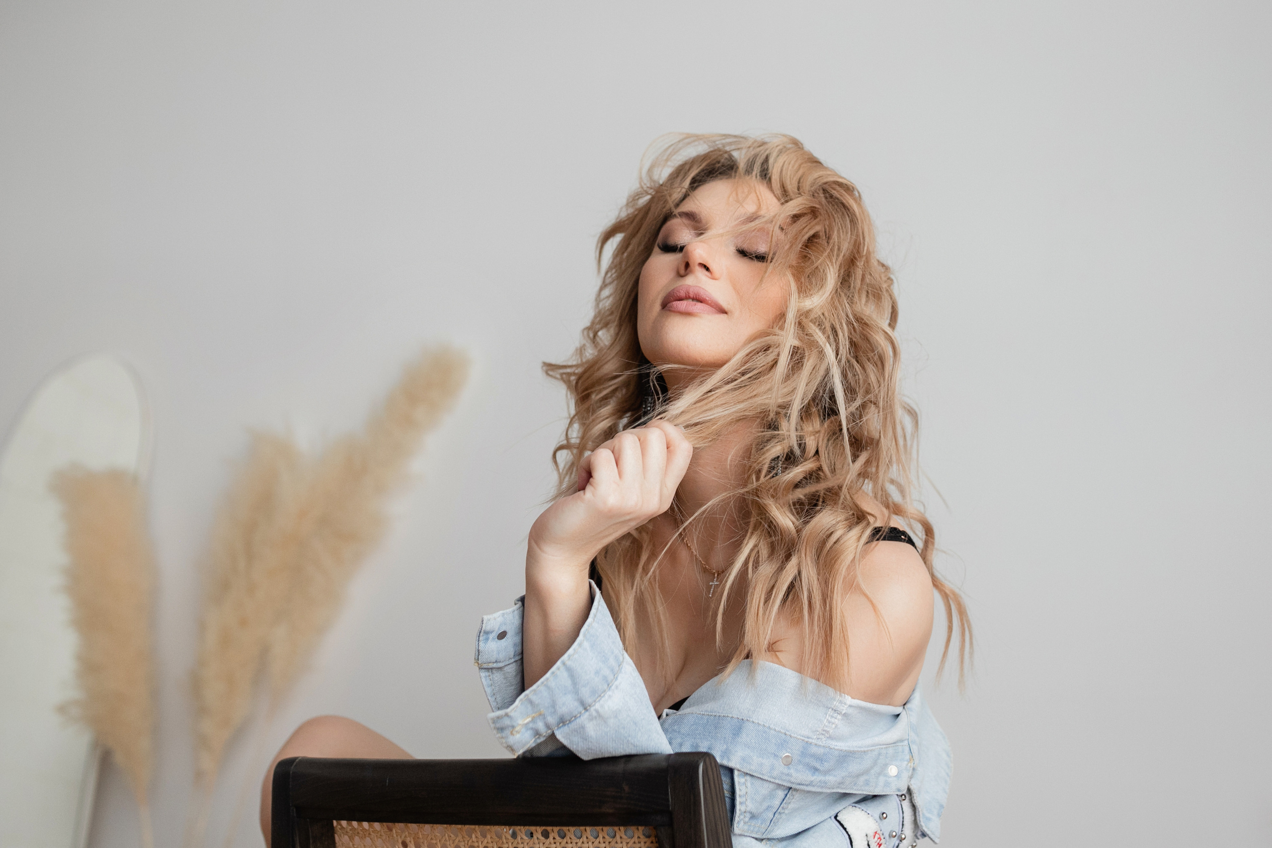 Индивидуальные фотосессии в студии. Фотограф в Барнауле Юлия Садвокасова